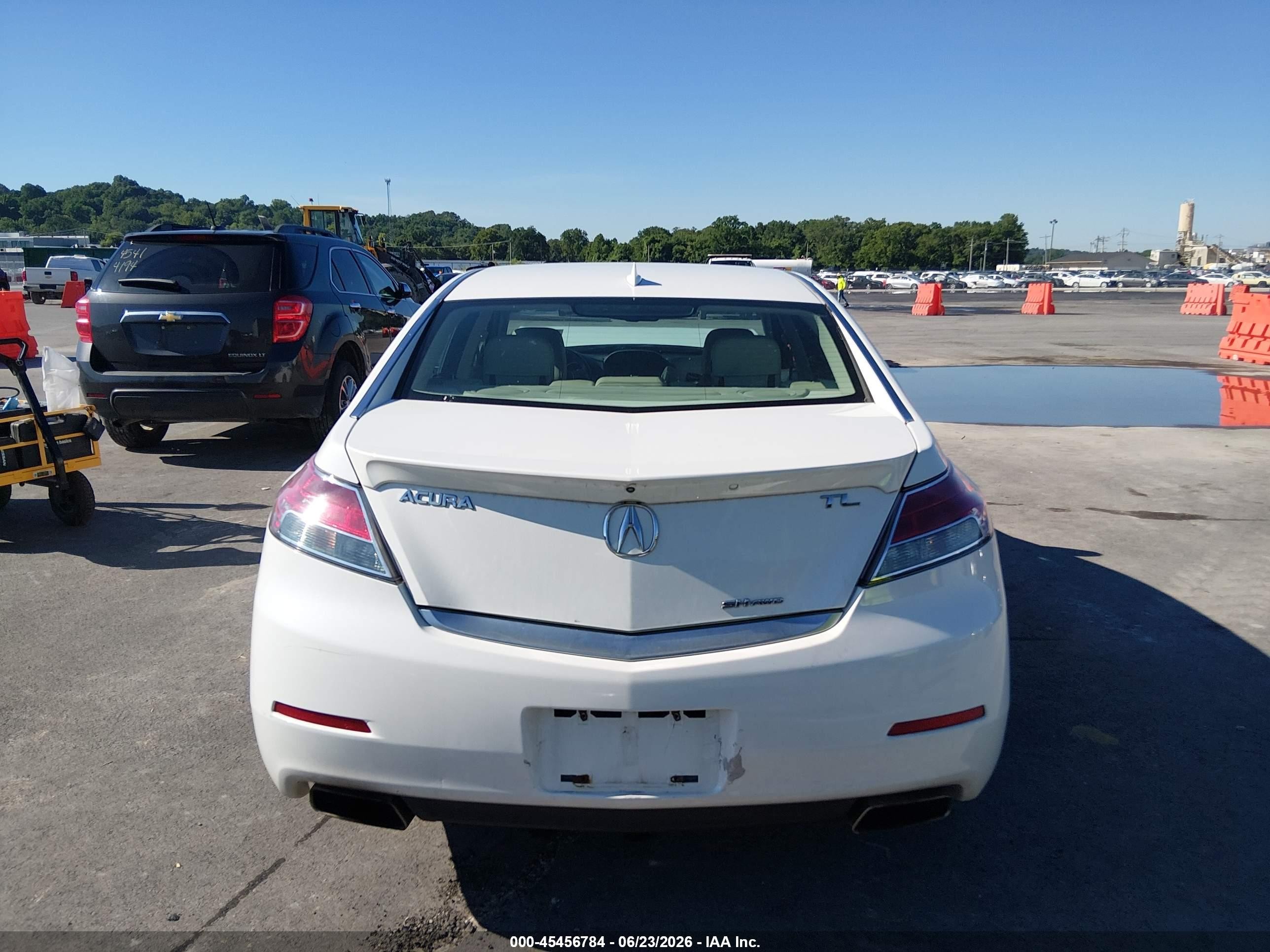 2012 Acura Tl 3.7 White vin: 19UUA9F57CA000339