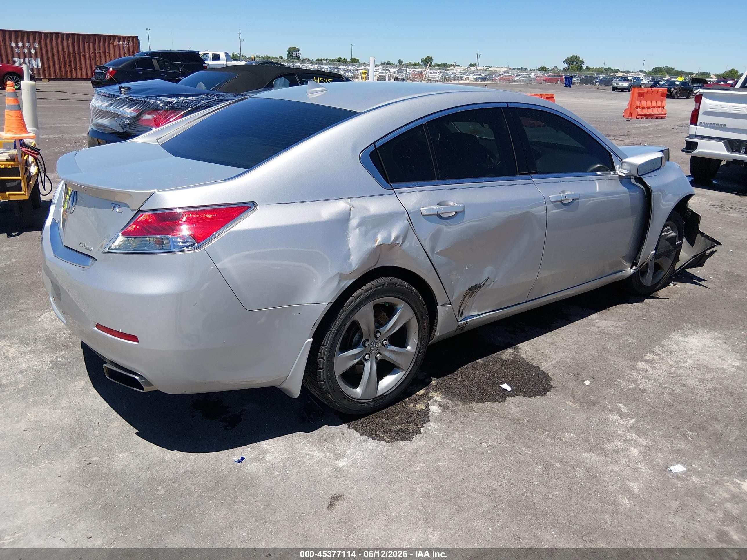 2012 Acura Tl 3.7 Серебряный vin: 19UUA9F57CA008246