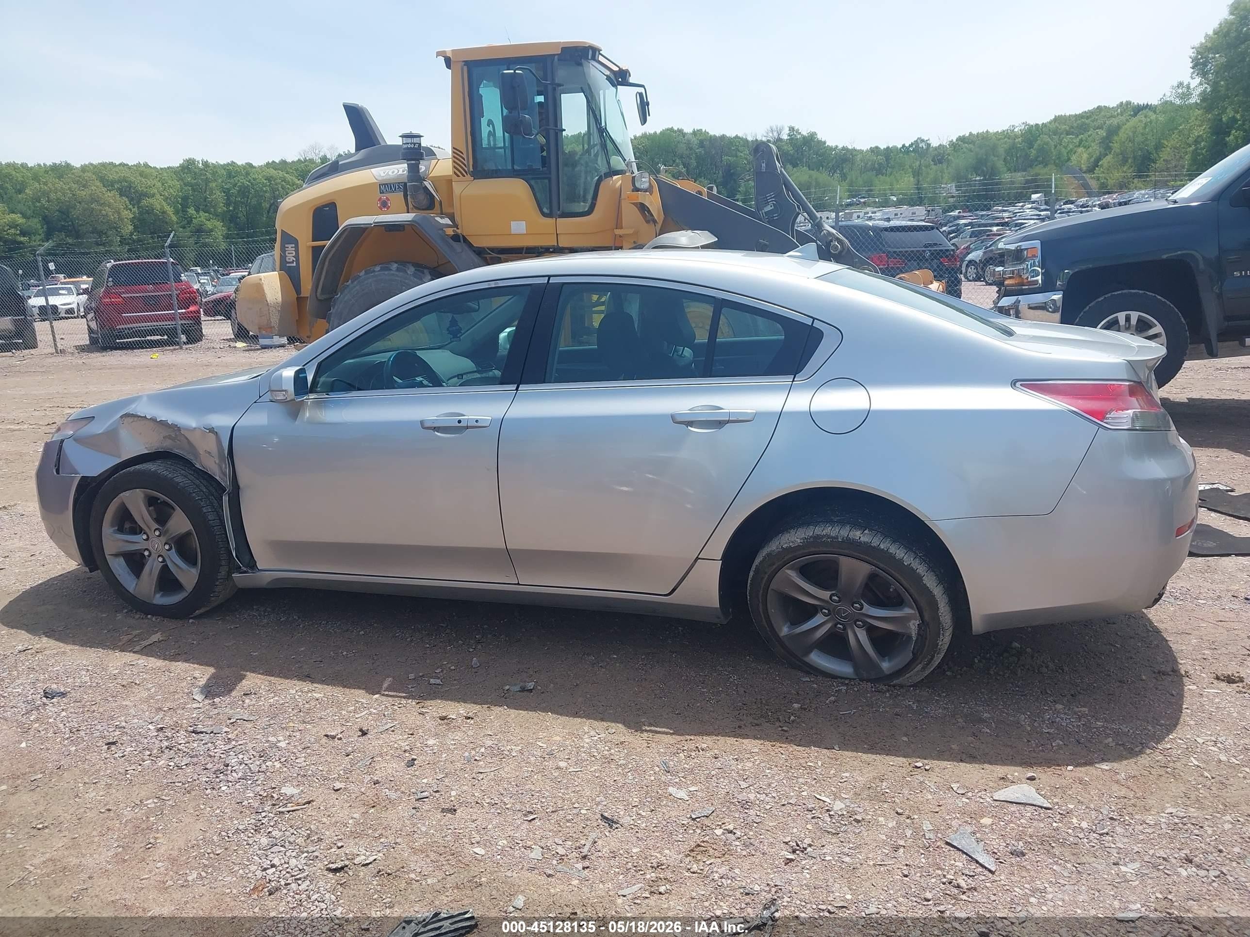 2013 Acura Tl 3.7 Silver vin: 19UUA9F57DA004411