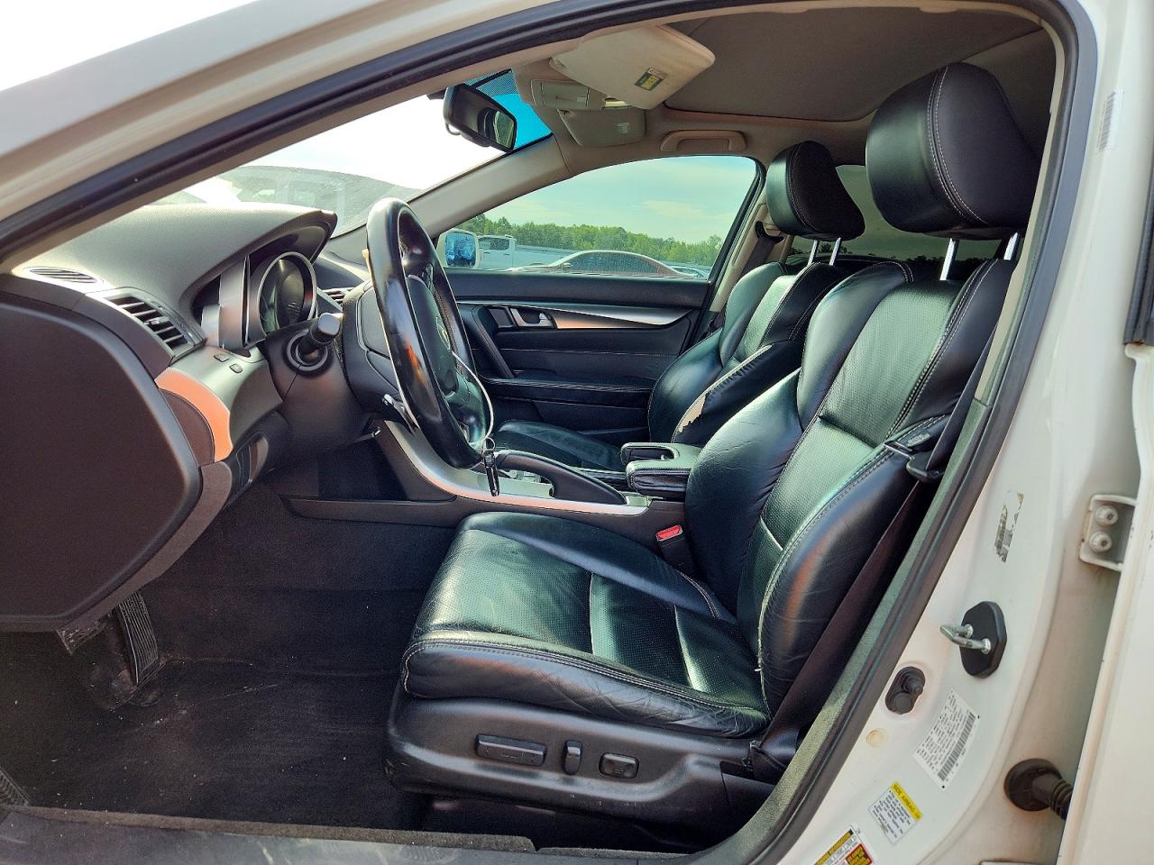 2010 Acura Tl Белый vin: 19UUA9F58AA007930