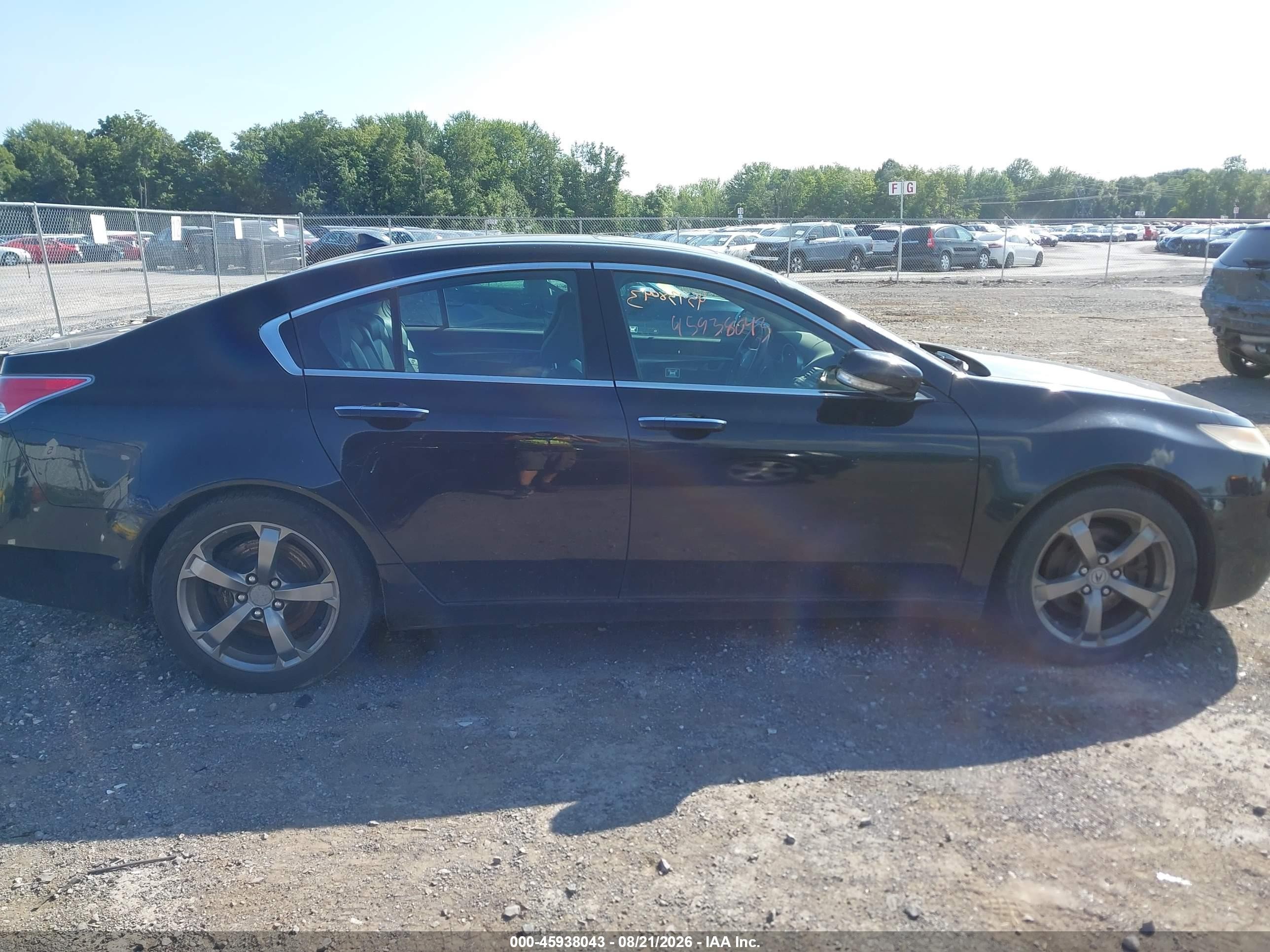 2010 Acura Tl 3.7 Black vin: 19UUA9F58AA009421