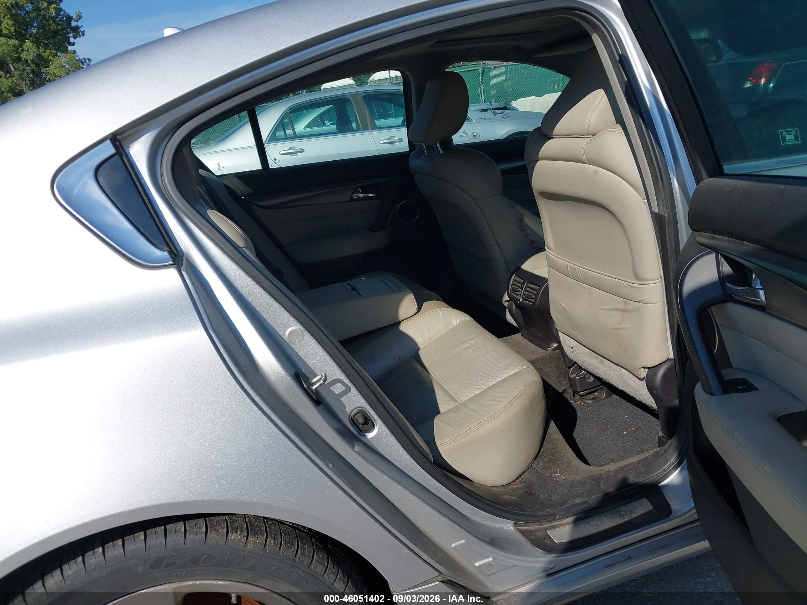 2012 Acura Tl 3.7 Silver vin: 19UUA9F58CA004271
