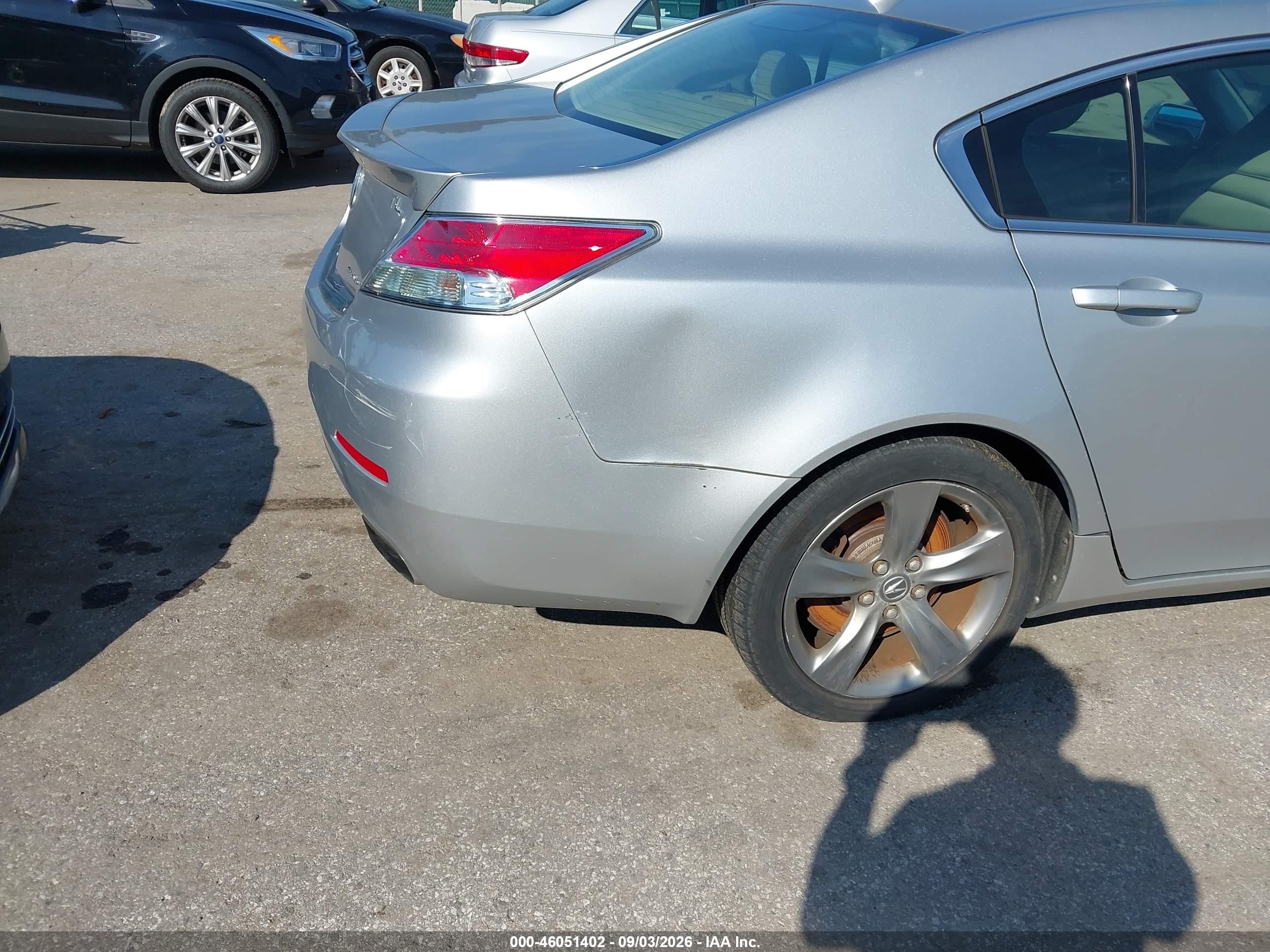 2012 Acura Tl 3.7 Silver vin: 19UUA9F58CA004271