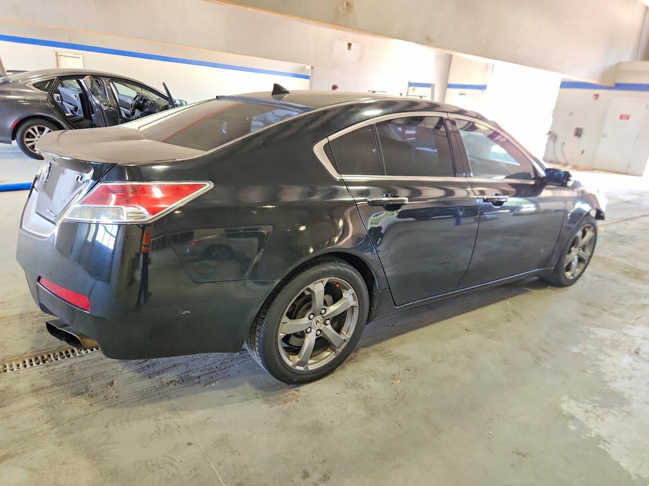 2010 Acura Tl Черный vin: 19UUA9F59AA008617
