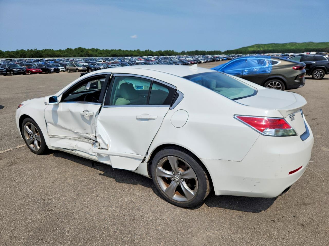 2012 Acura Tl White vin: 19UUA9F5XCA002456