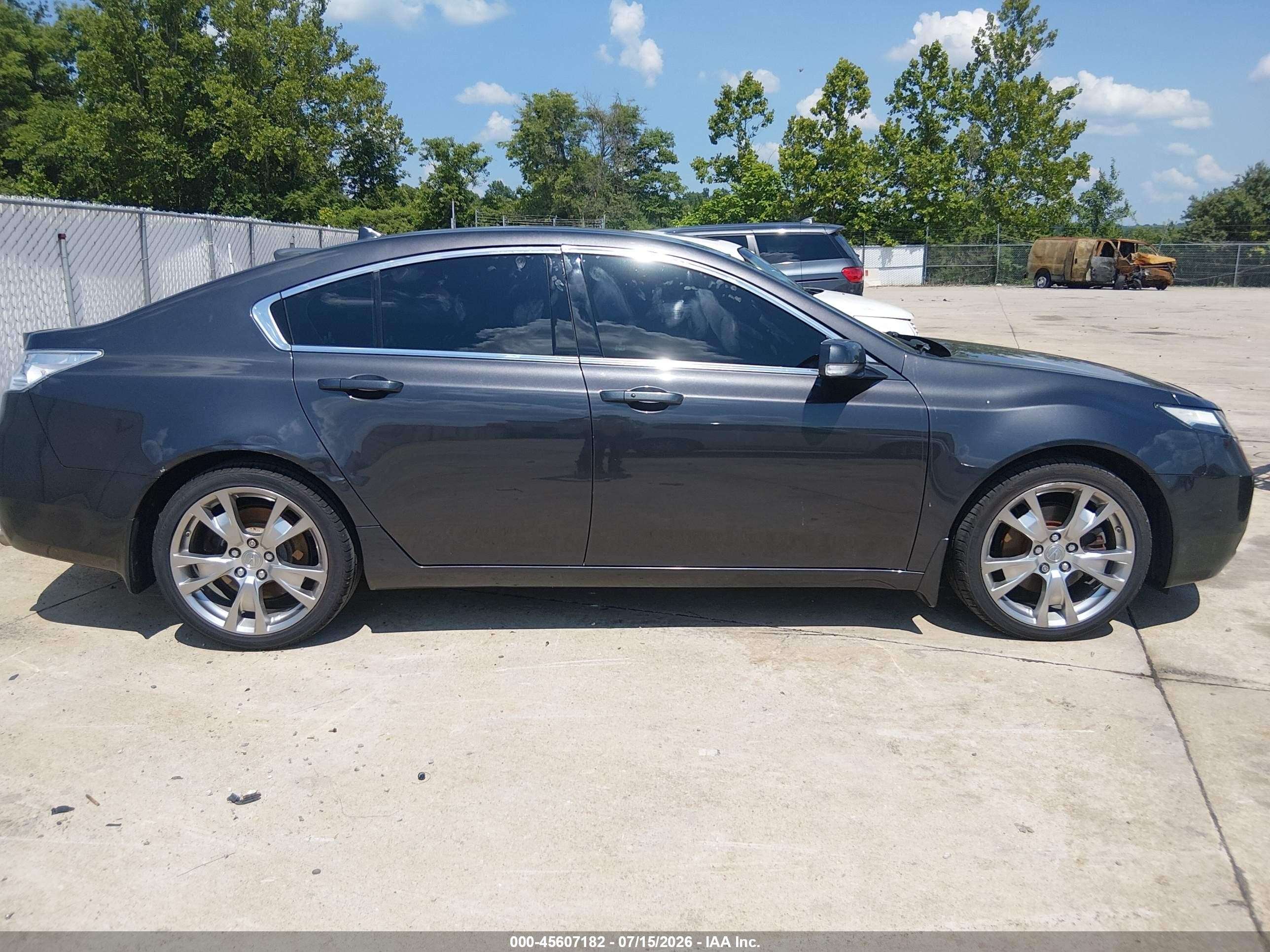 2013 Acura Tl 3.7 Серый vin: 19UUA9F76DA003168