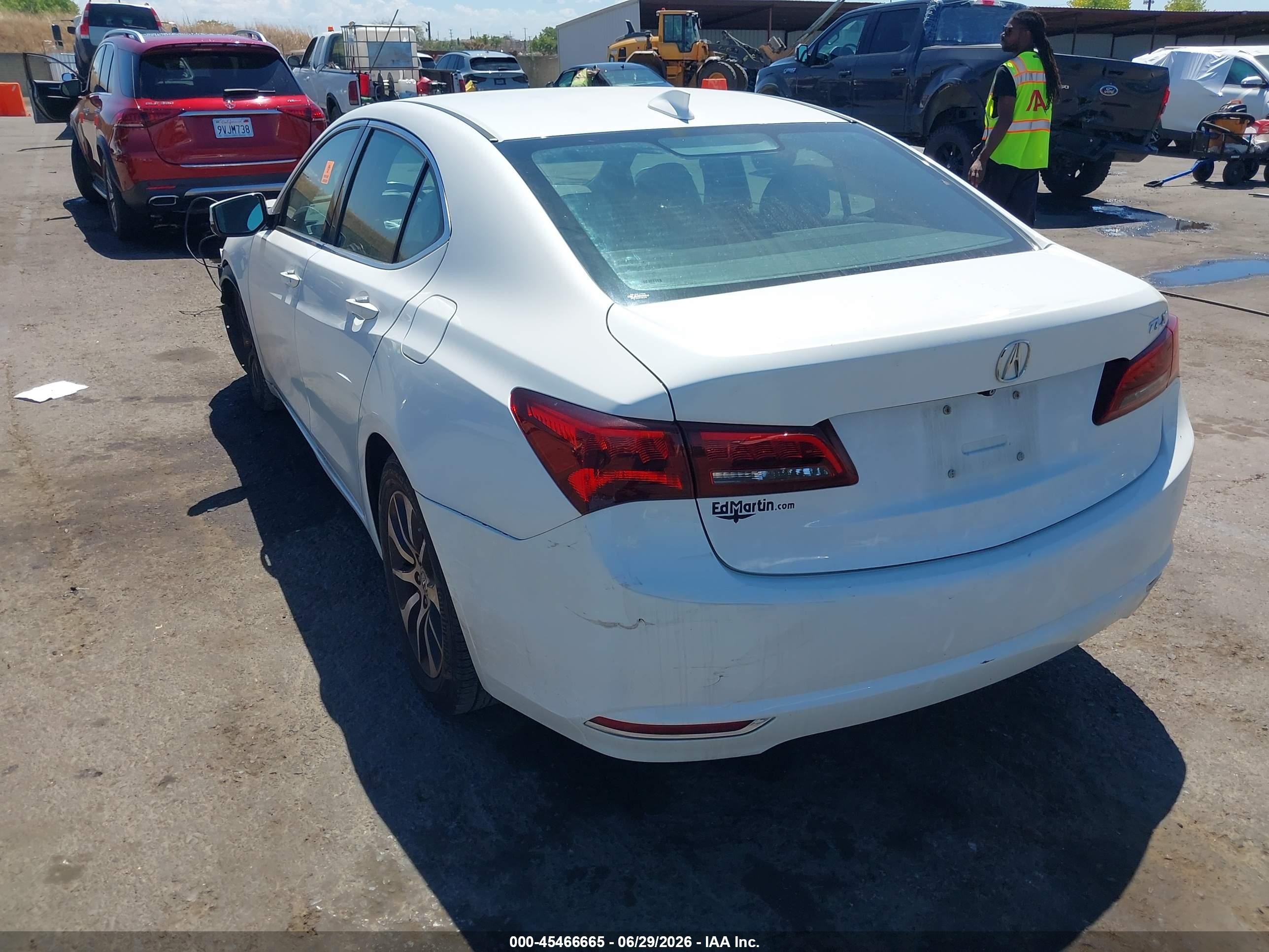 2015 Acura Tlx   White vin: 19UUB1F30FA004444