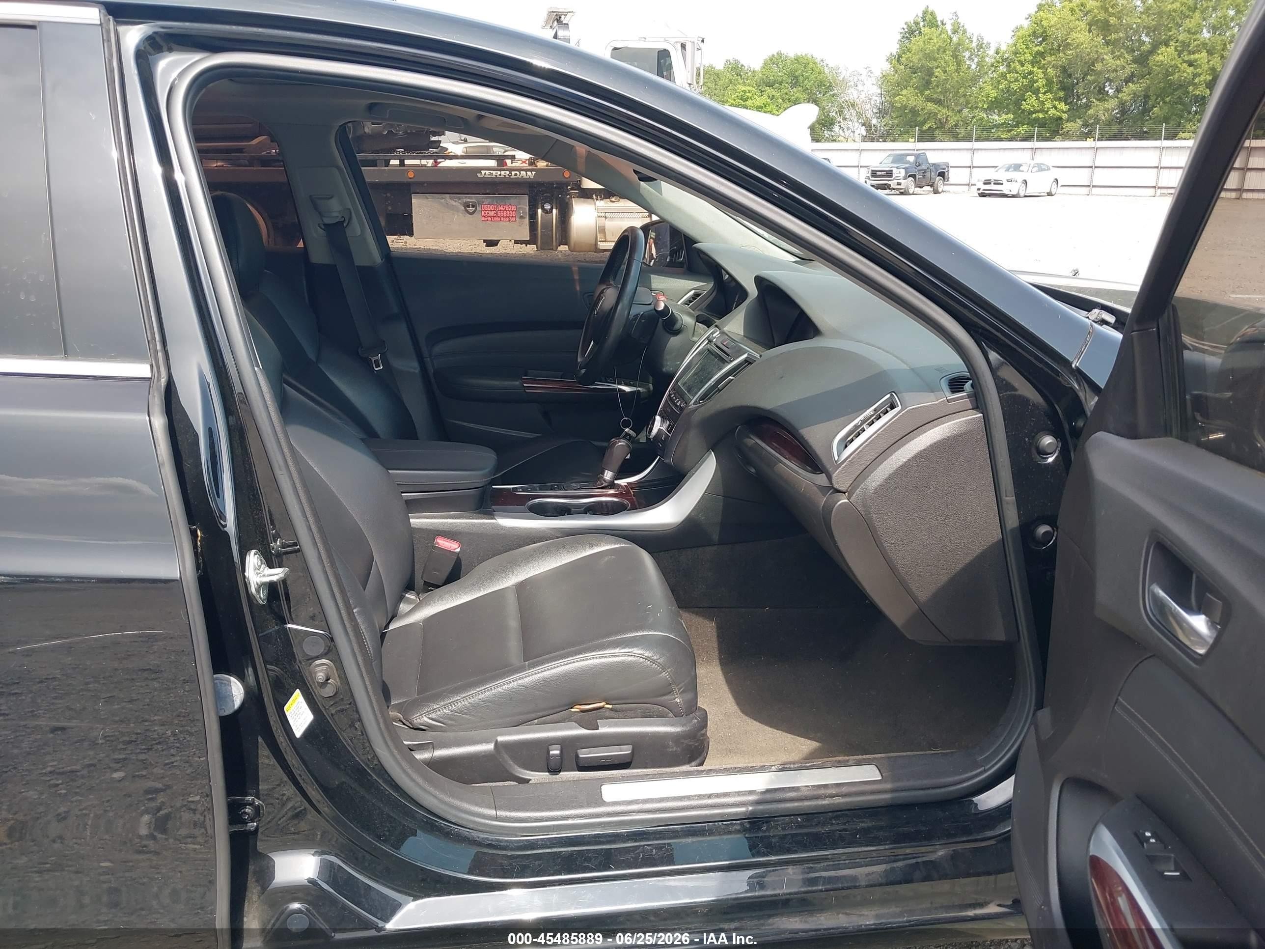 2015 Acura Tlx   Black vin: 19UUB1F30FA015086