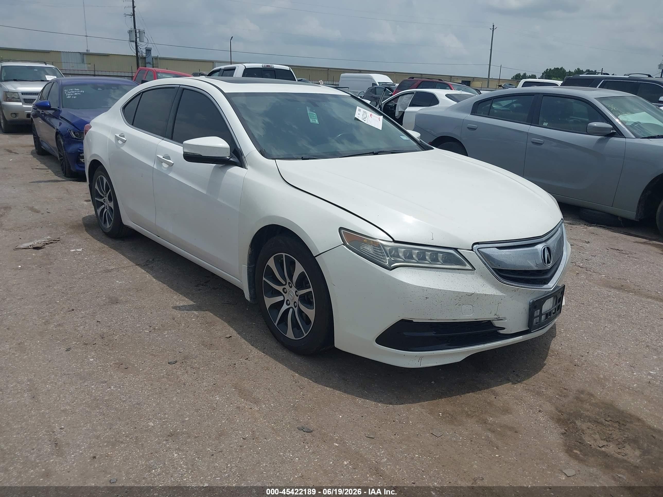 2015 Acura Tlx   White vin: 19UUB1F31FA017901