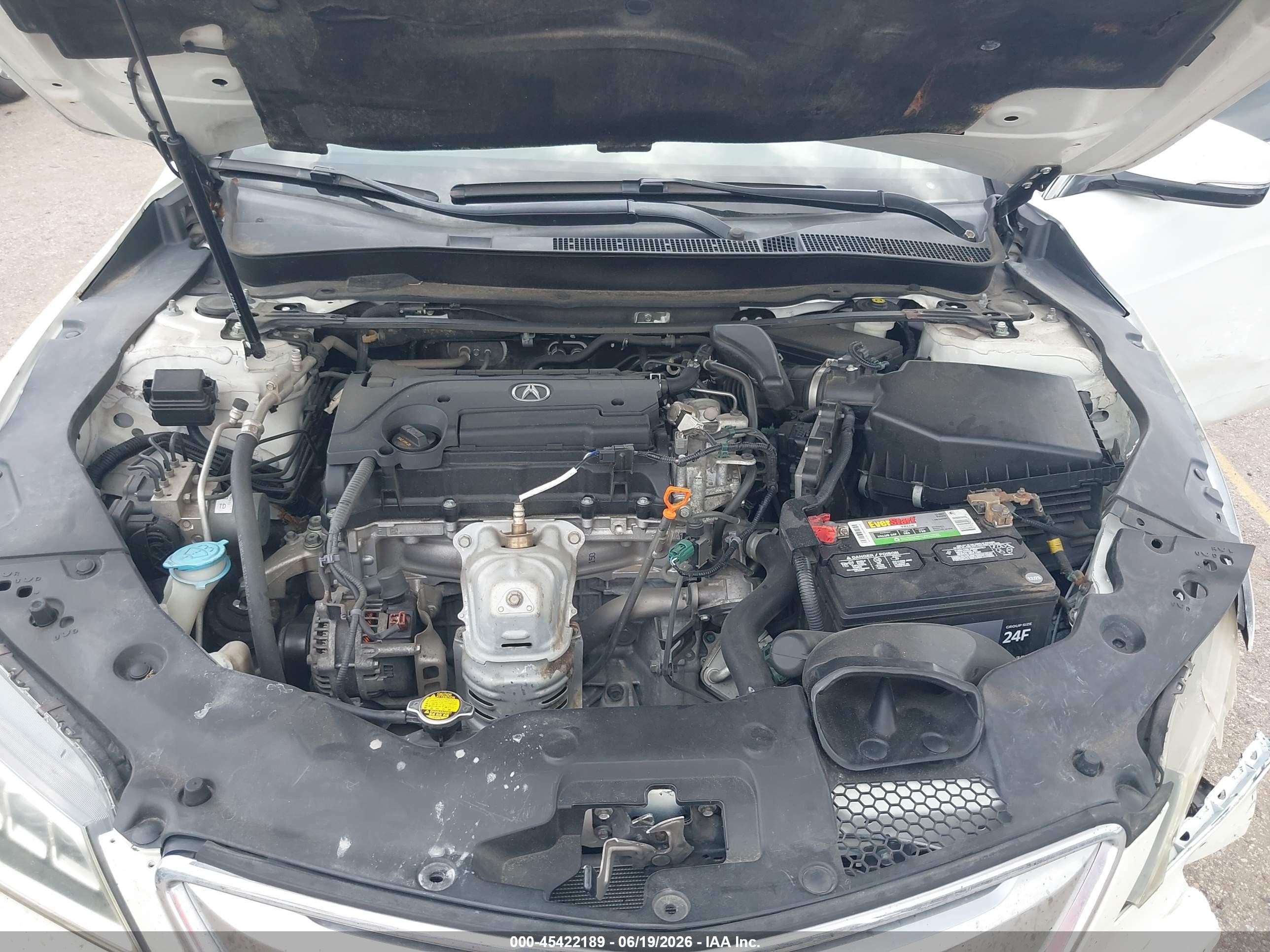 2015 Acura Tlx   White vin: 19UUB1F31FA017901