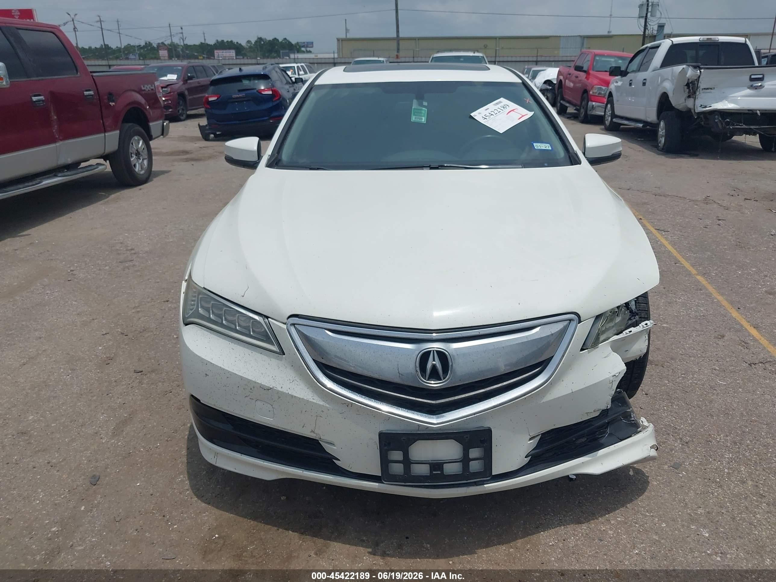 2015 Acura Tlx   White vin: 19UUB1F31FA017901