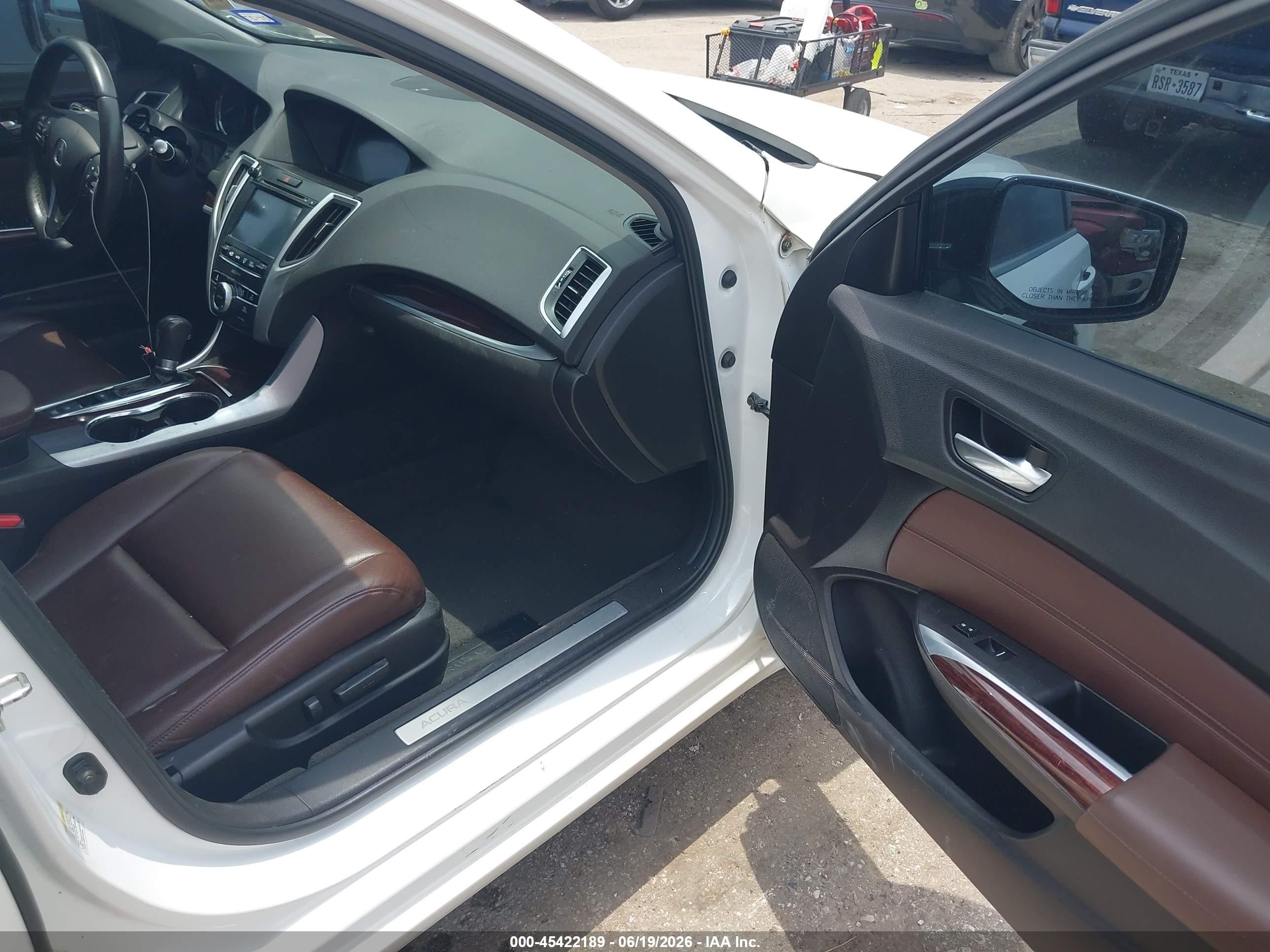 2015 Acura Tlx   White vin: 19UUB1F31FA017901