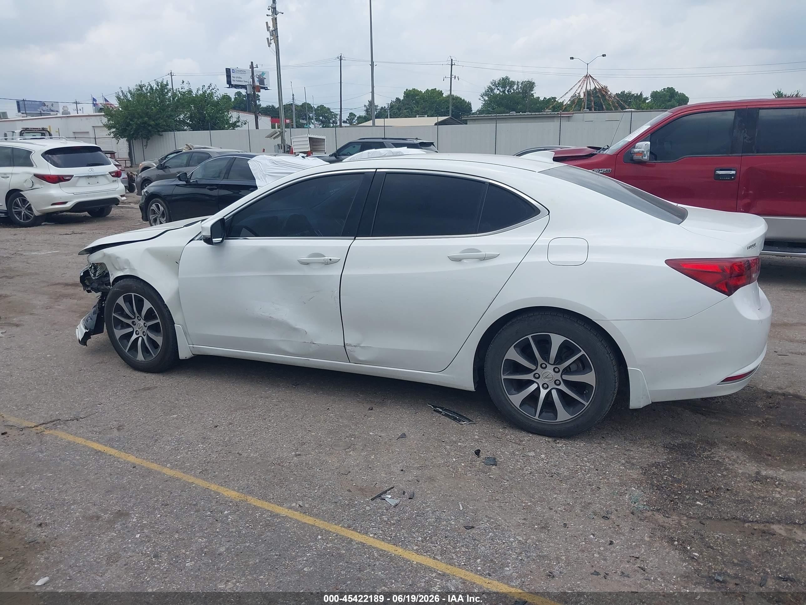 2015 Acura Tlx   White vin: 19UUB1F31FA017901