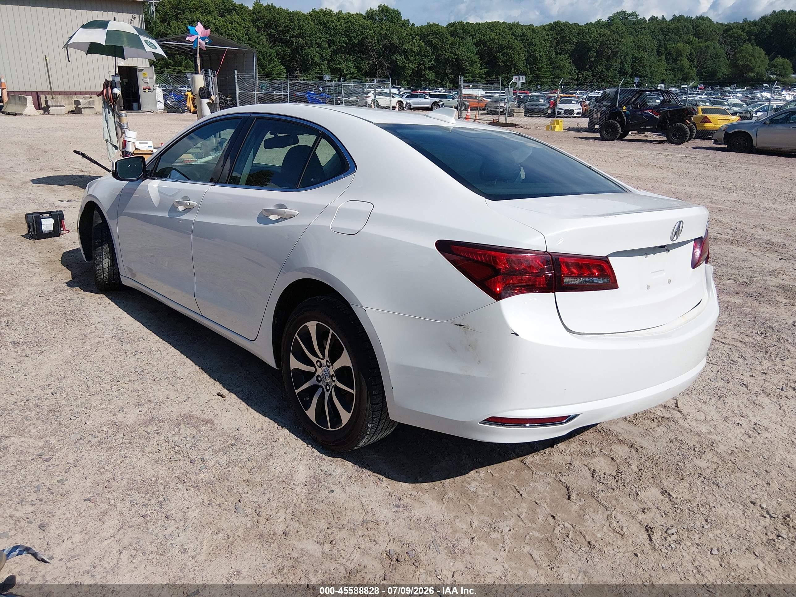 2015 Acura Tlx   White vin: 19UUB1F32FA017468