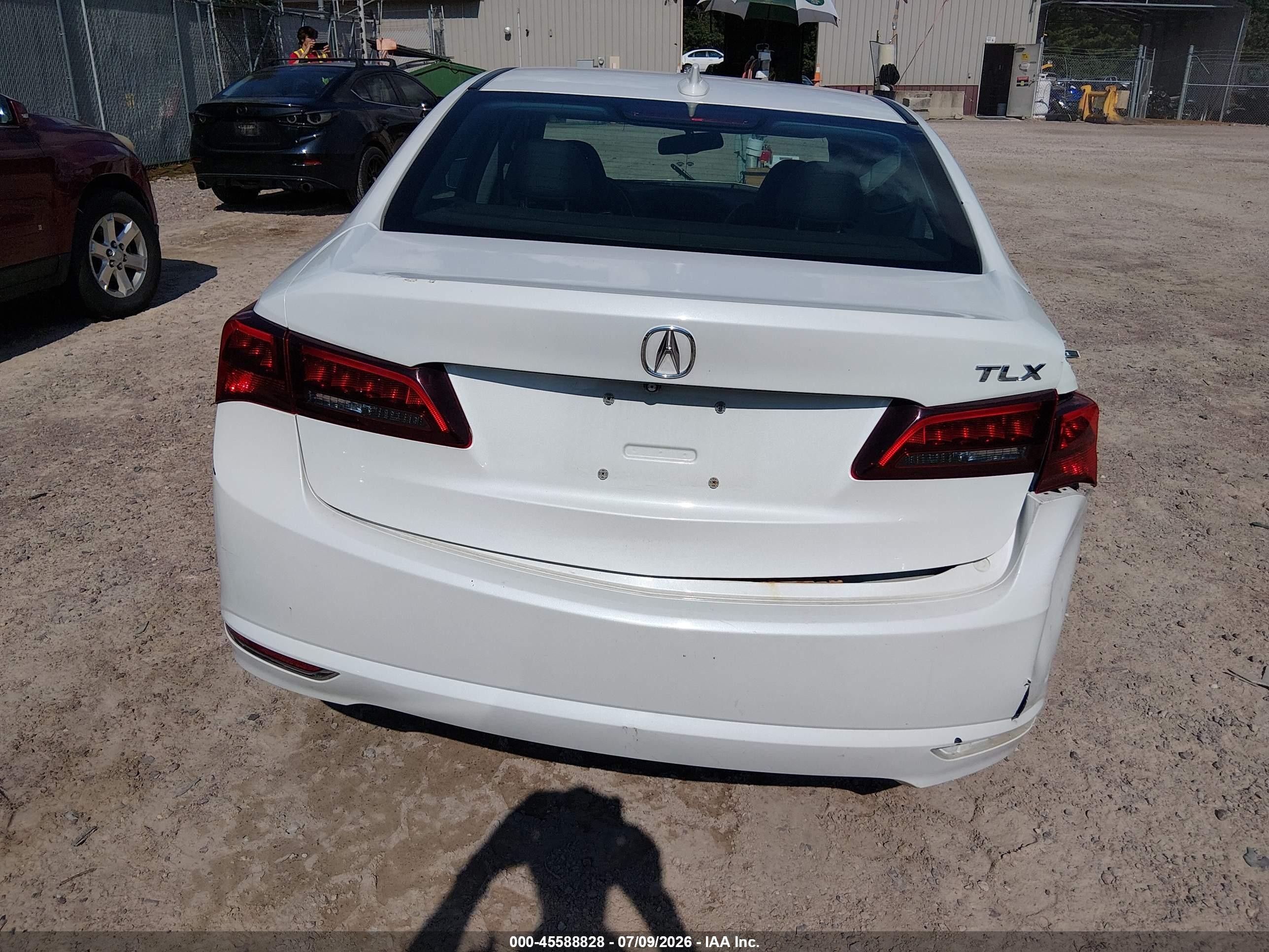 2015 Acura Tlx   White vin: 19UUB1F32FA017468