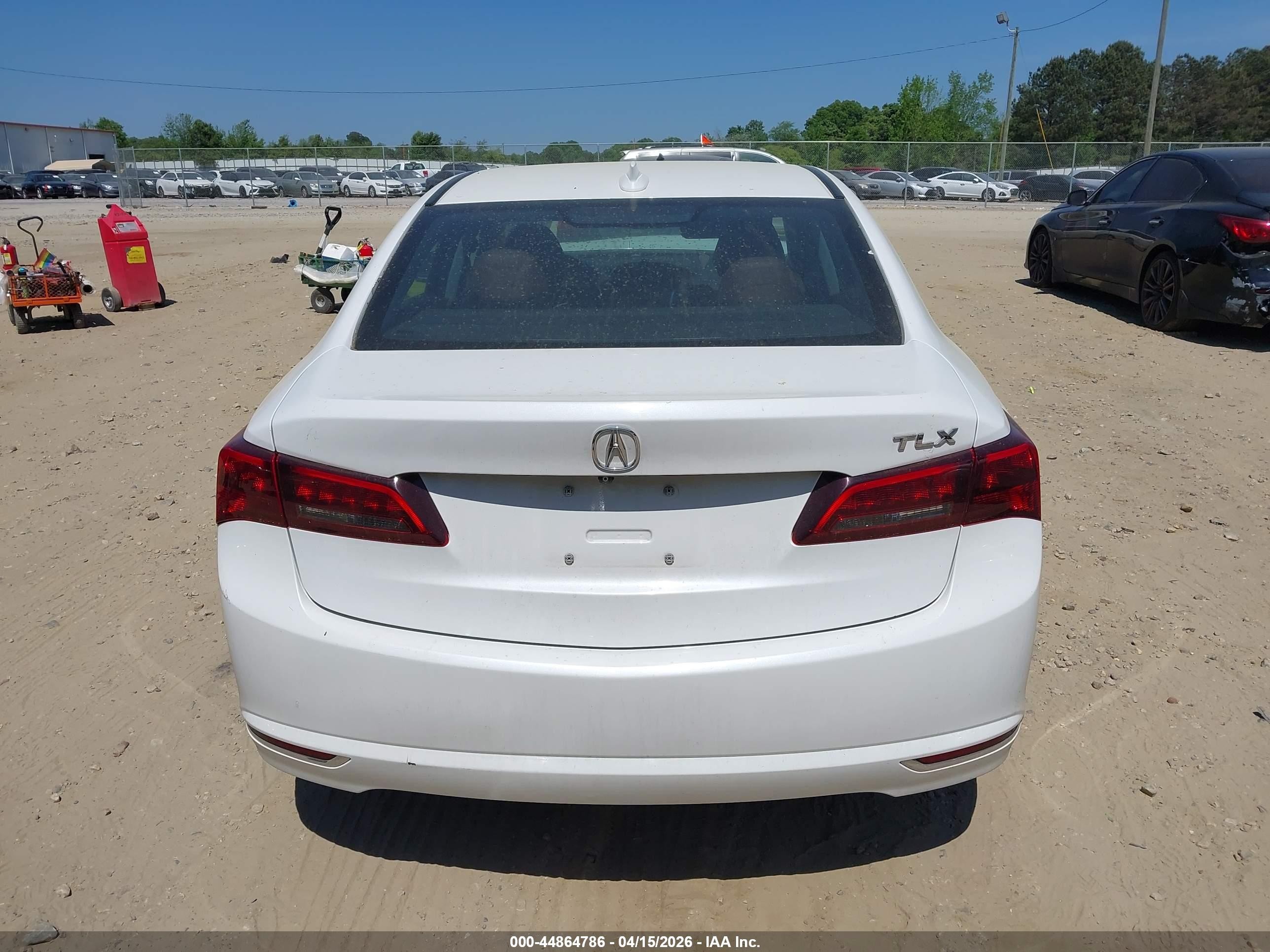 2015 Acura Tlx   White vin: 19UUB1F32FA022007