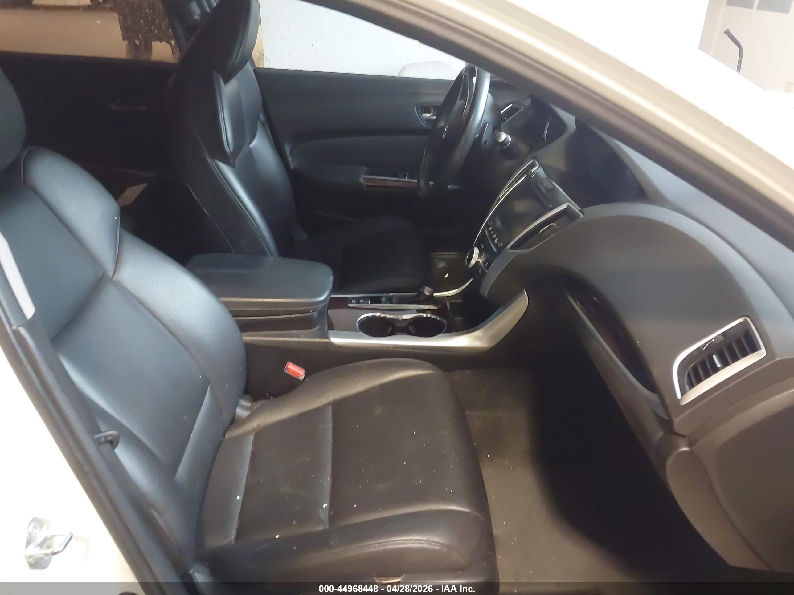 2015 Acura Tlx   White vin: 19UUB1F35FA025533