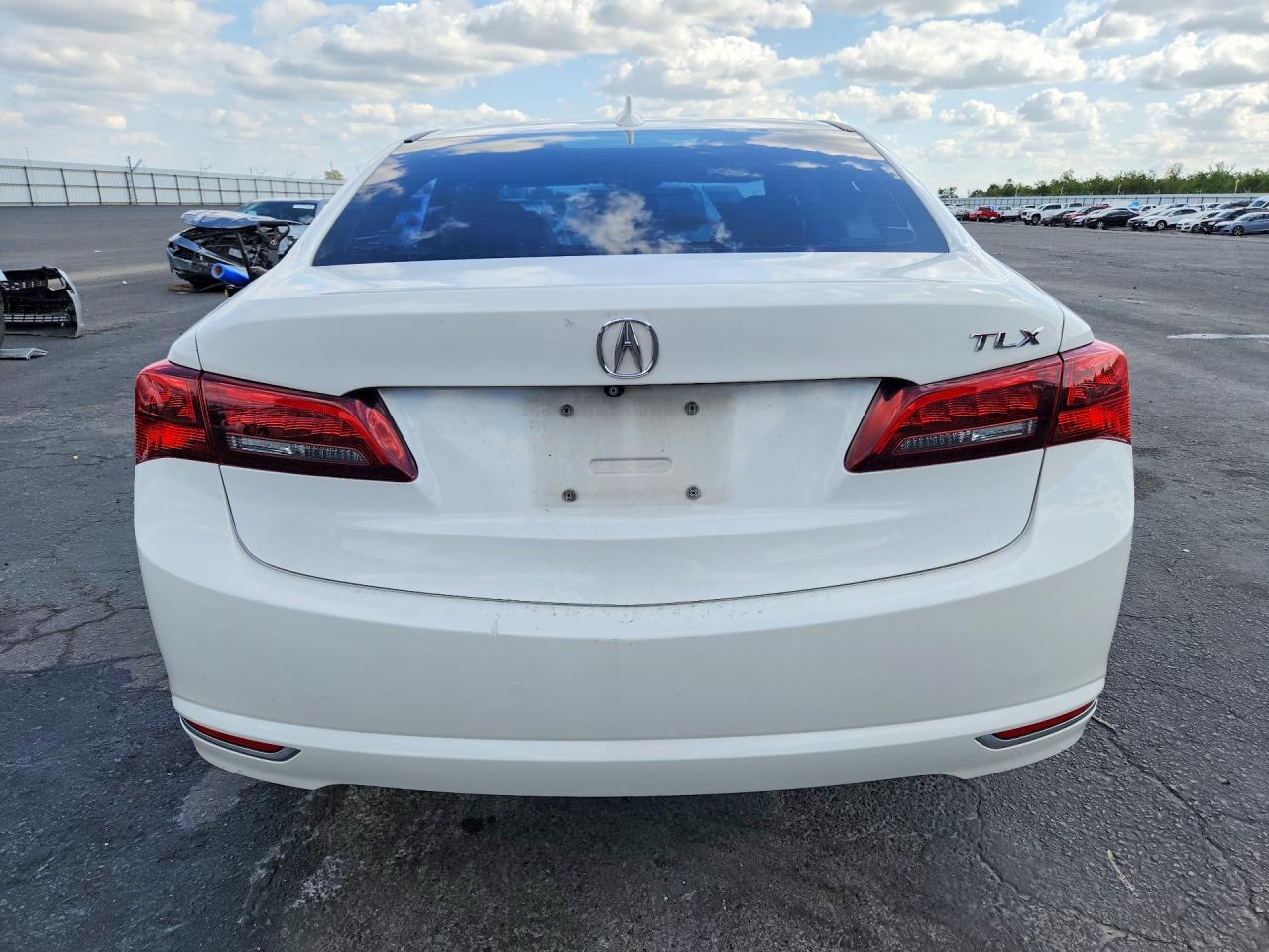 2015 Acura Tlx White vin: 19UUB1F35FA028769