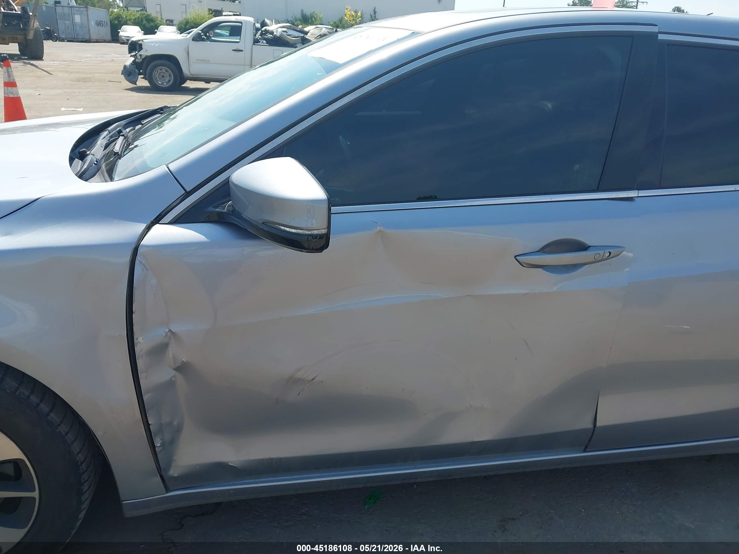 2015 Acura Tlx   Silver vin: 19UUB1F35FA029694