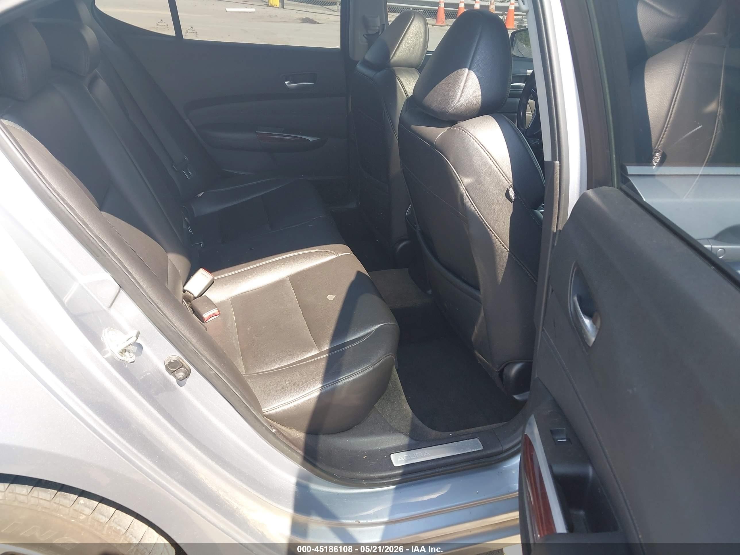 2015 Acura Tlx   Silver vin: 19UUB1F35FA029694