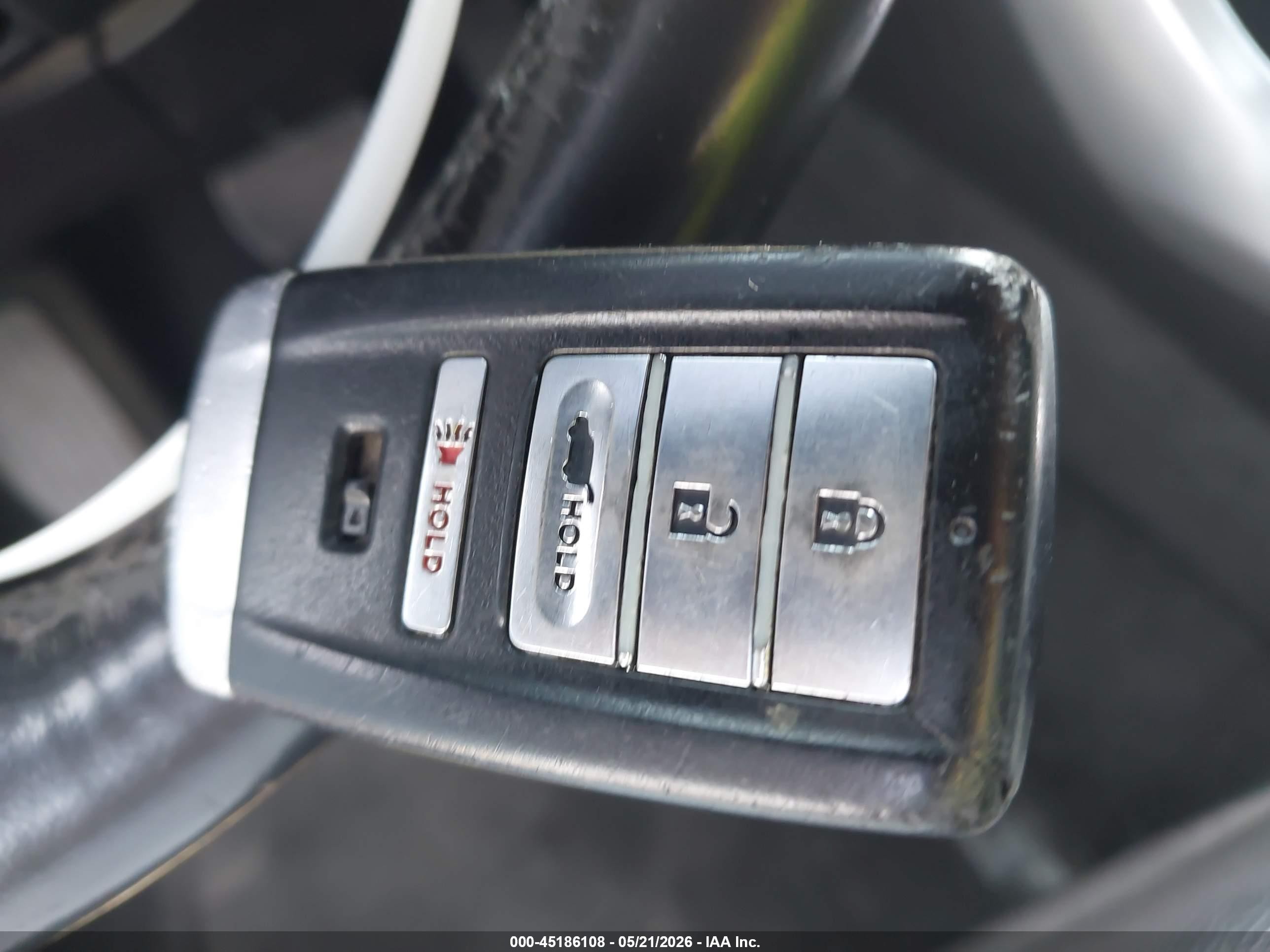 2015 Acura Tlx   Silver vin: 19UUB1F35FA029694