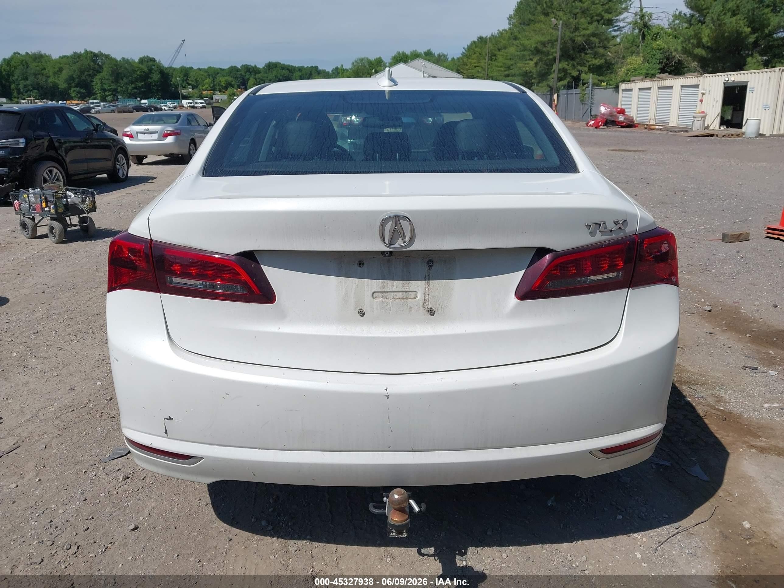 2015 Acura Tlx   White vin: 19UUB1F36FA025525