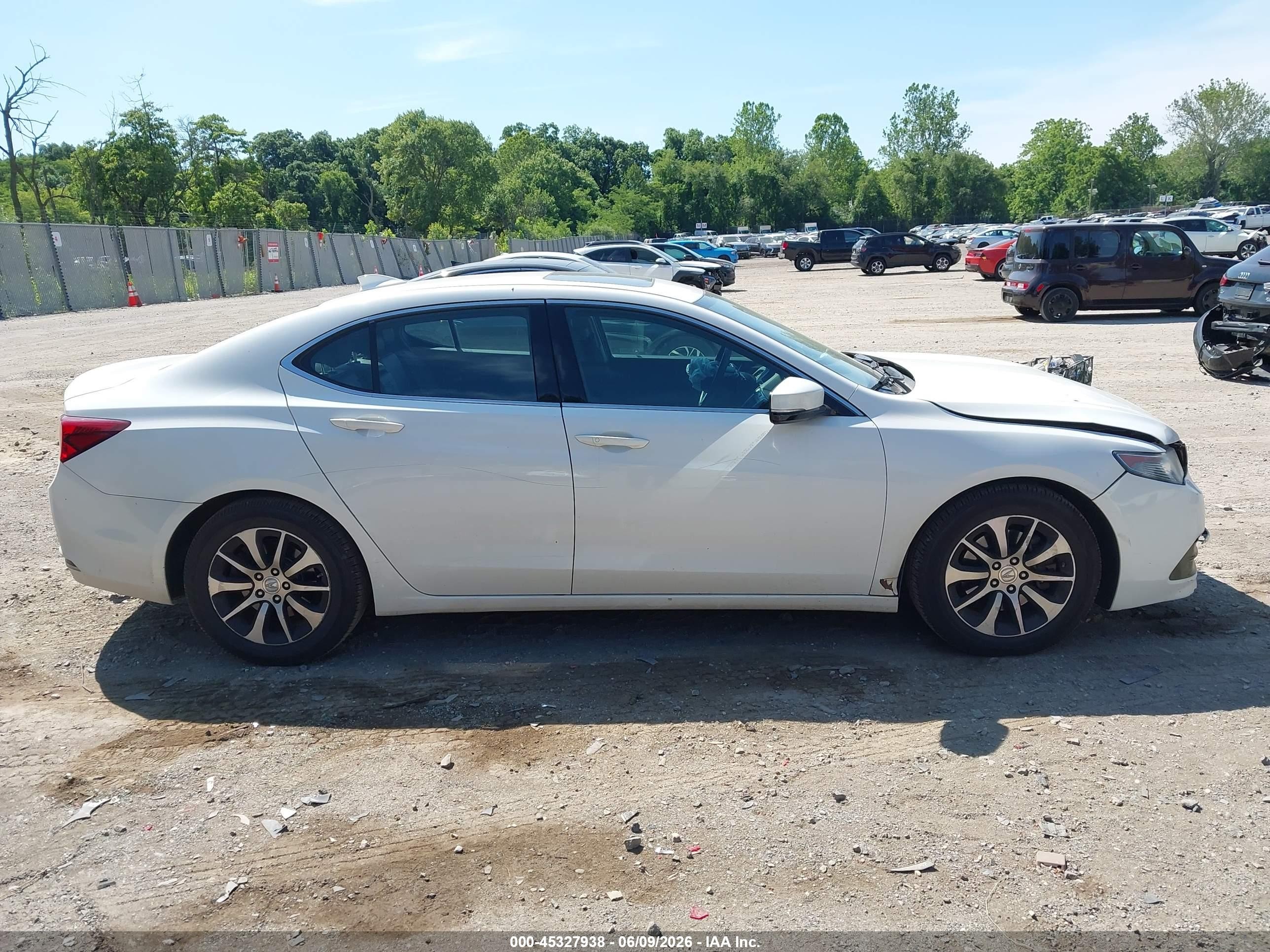 2015 Acura Tlx   White vin: 19UUB1F36FA025525