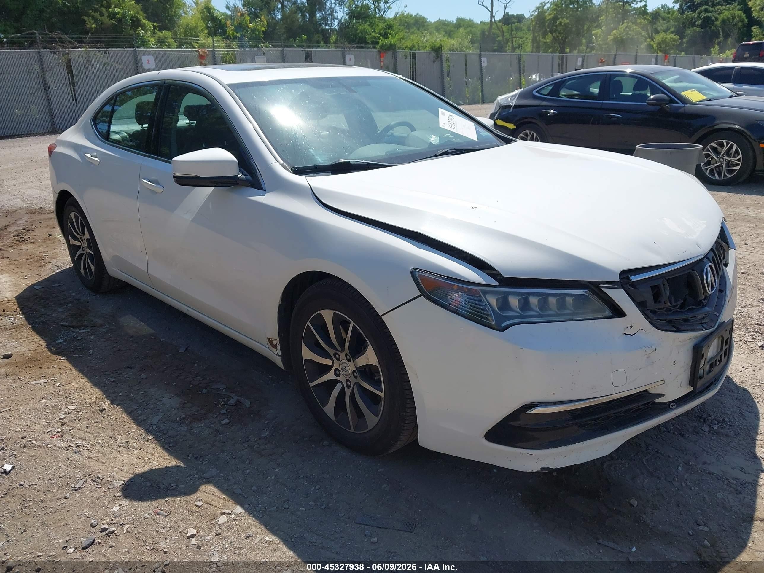 2015 Acura Tlx   White vin: 19UUB1F36FA025525