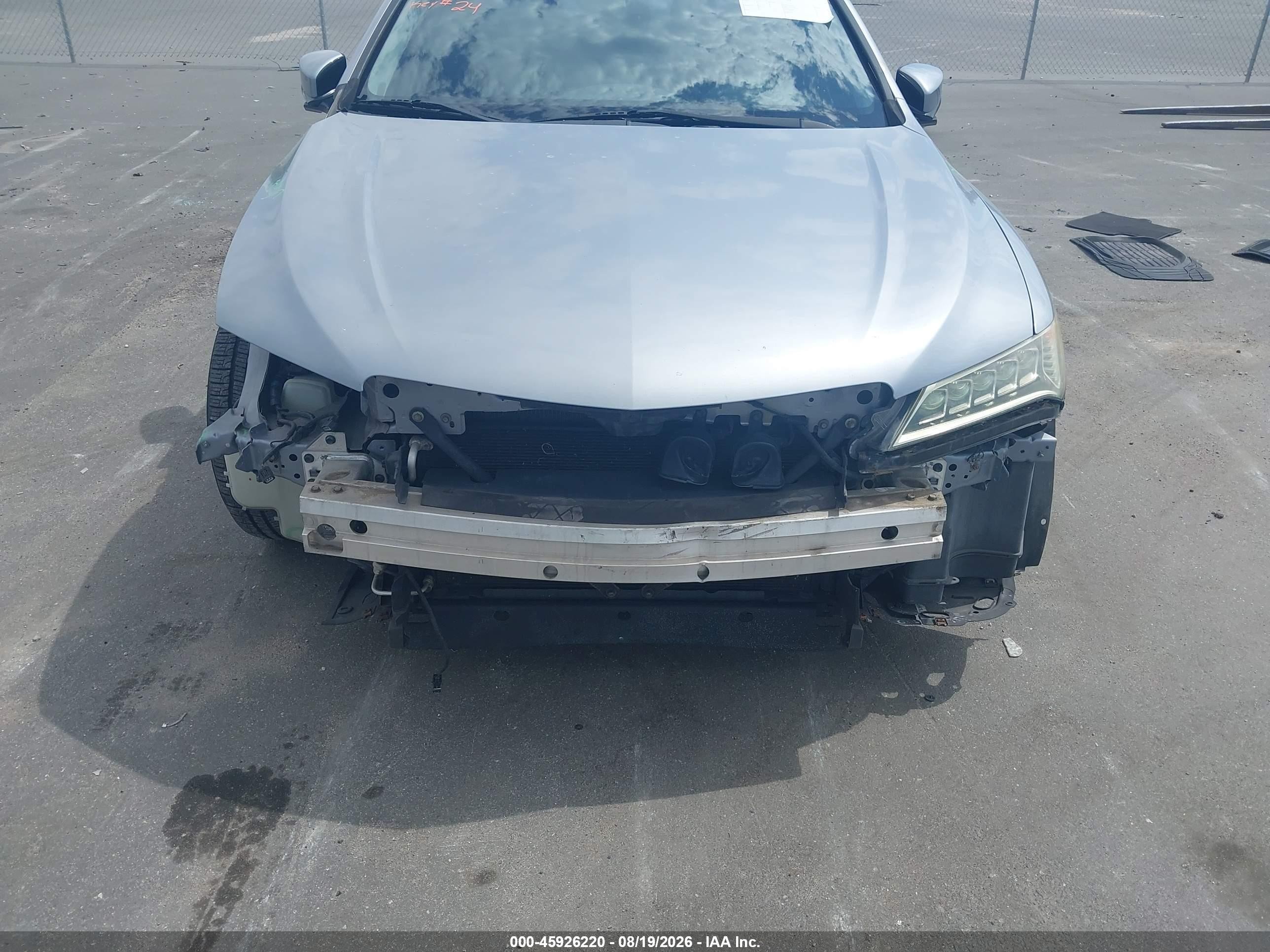 2015 Acura Tlx   Silver vin: 19UUB1F37FA005736