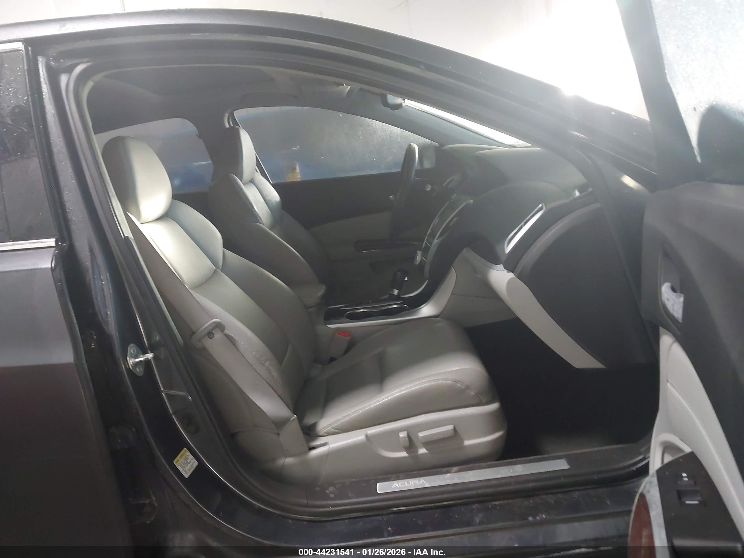 2015 Acura Tlx   Серый vin: 19UUB1F37FA022522