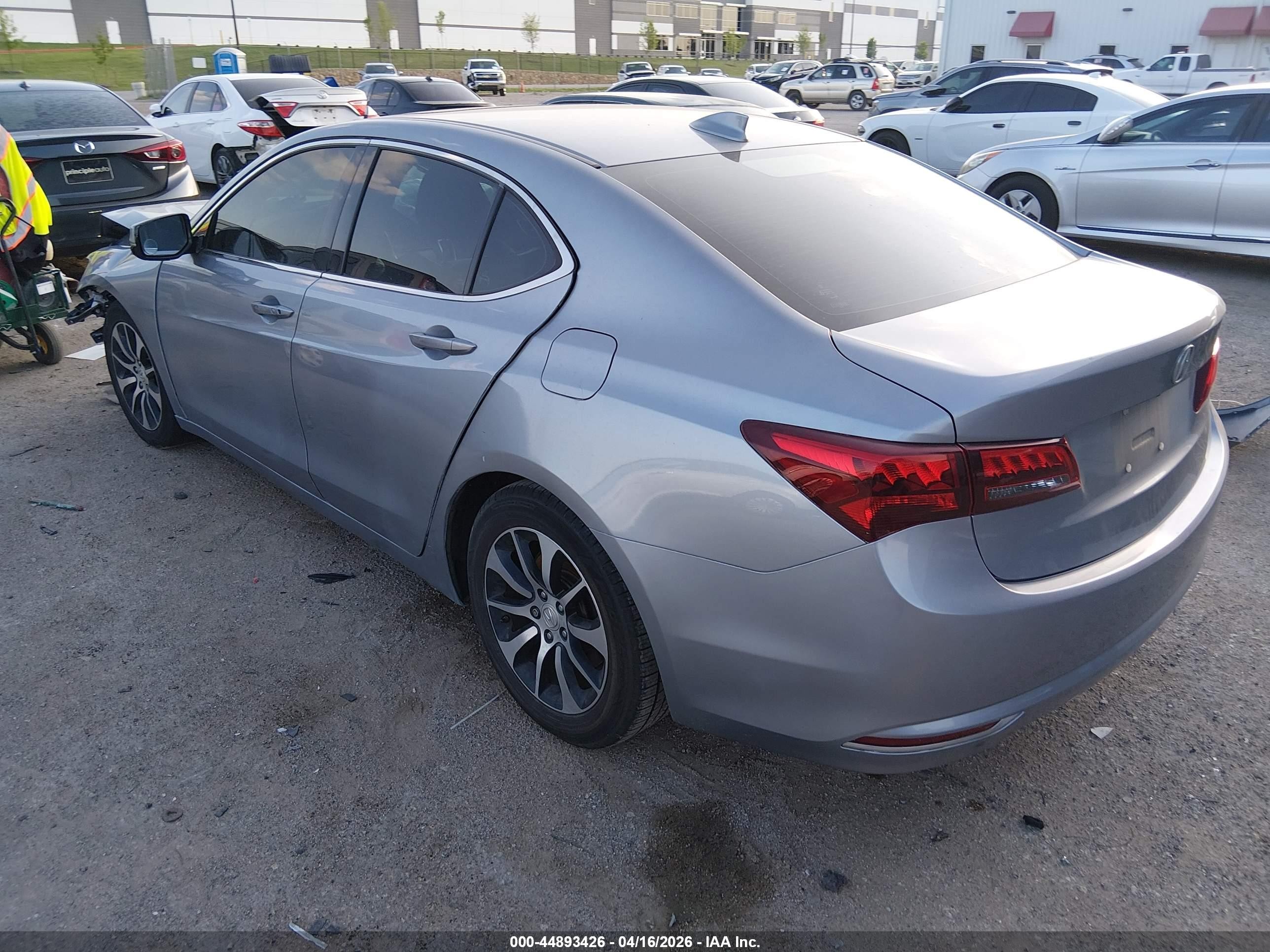 2015 Acura Tlx   Silver vin: 19UUB1F38FA007852