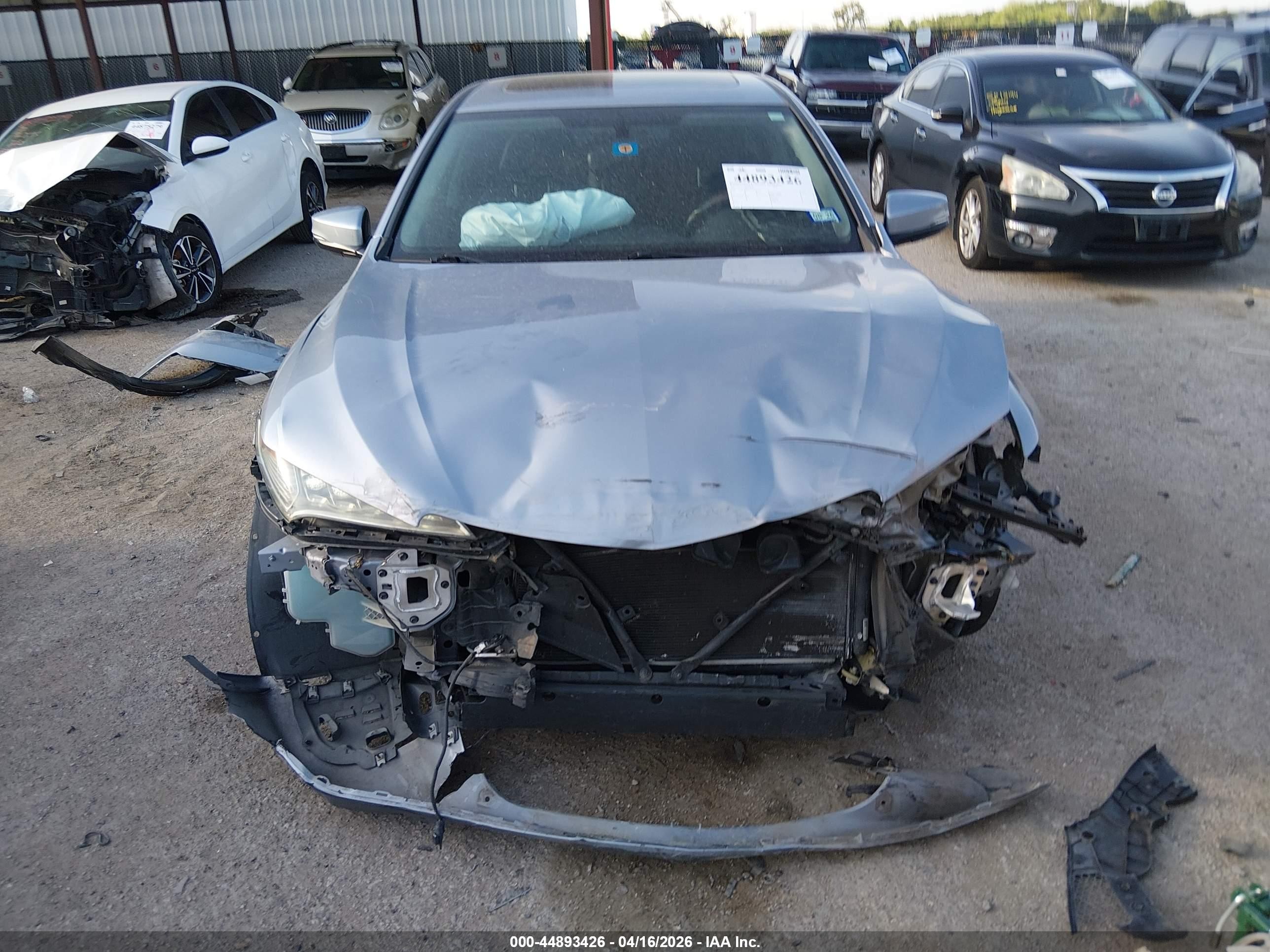 2015 Acura Tlx   Silver vin: 19UUB1F38FA007852