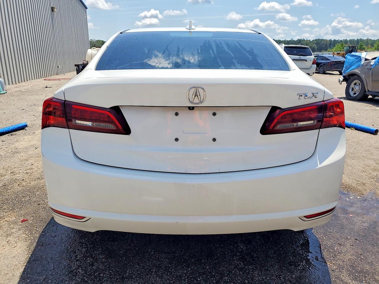 2015 Acura Tlx White vin: 19UUB1F39FA024711
