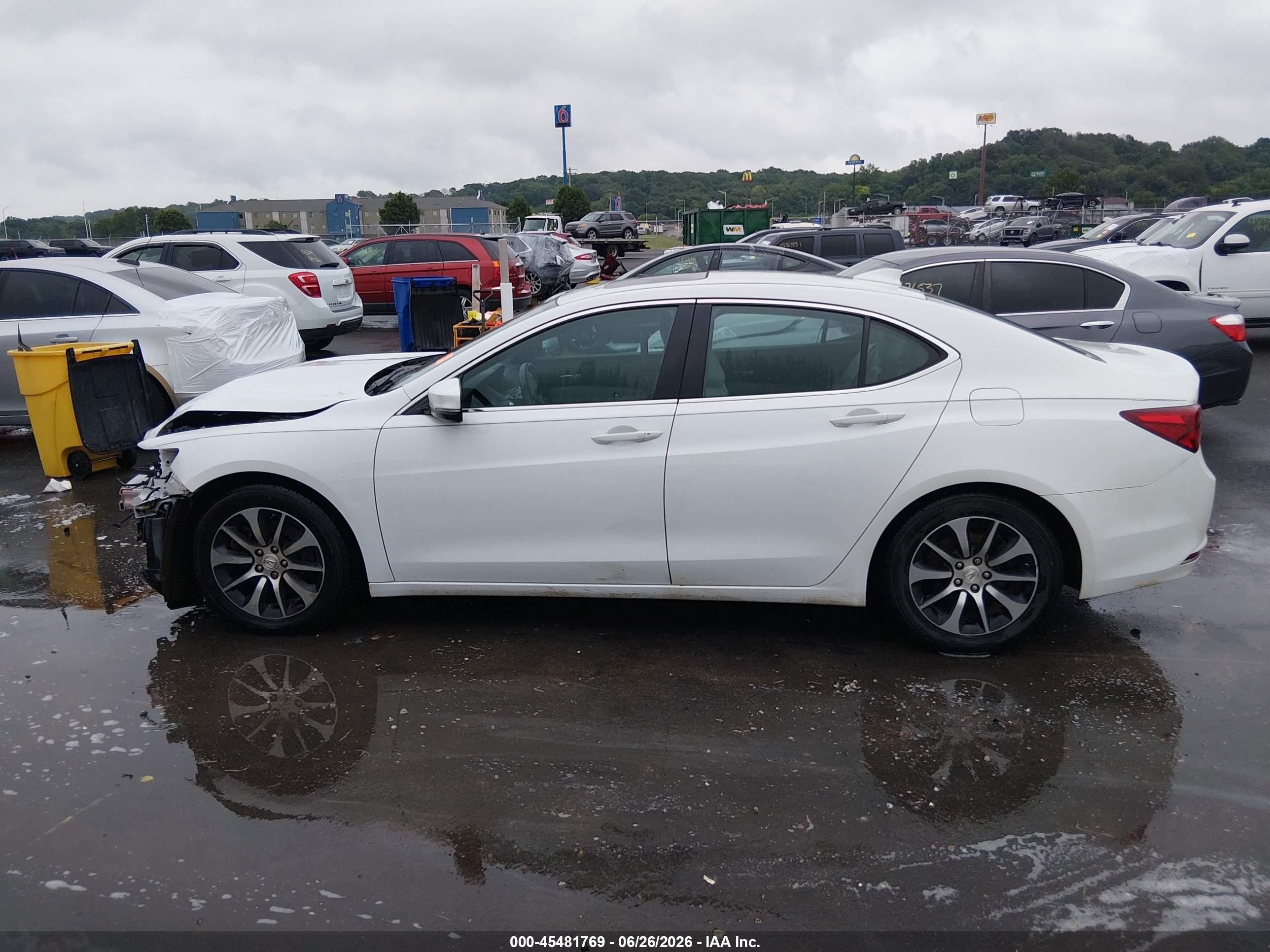 2015 Acura Tlx   White vin: 19UUB1F3XFA014771