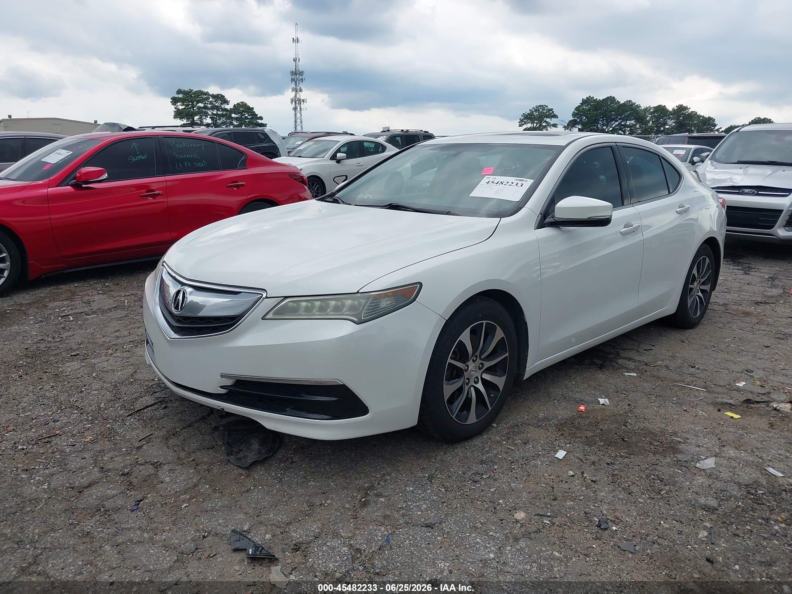 2015 Acura Tlx   Белый vin: 19UUB1F3XFA024202