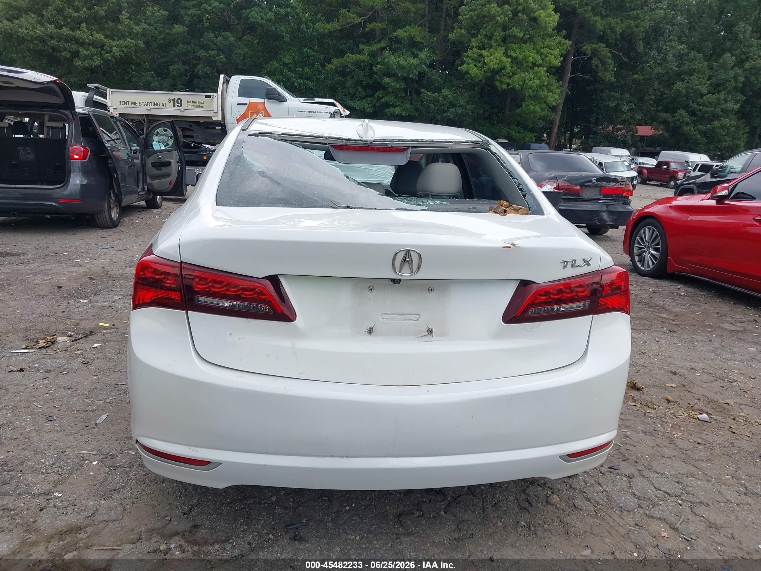 2015 Acura Tlx   Белый vin: 19UUB1F3XFA024202
