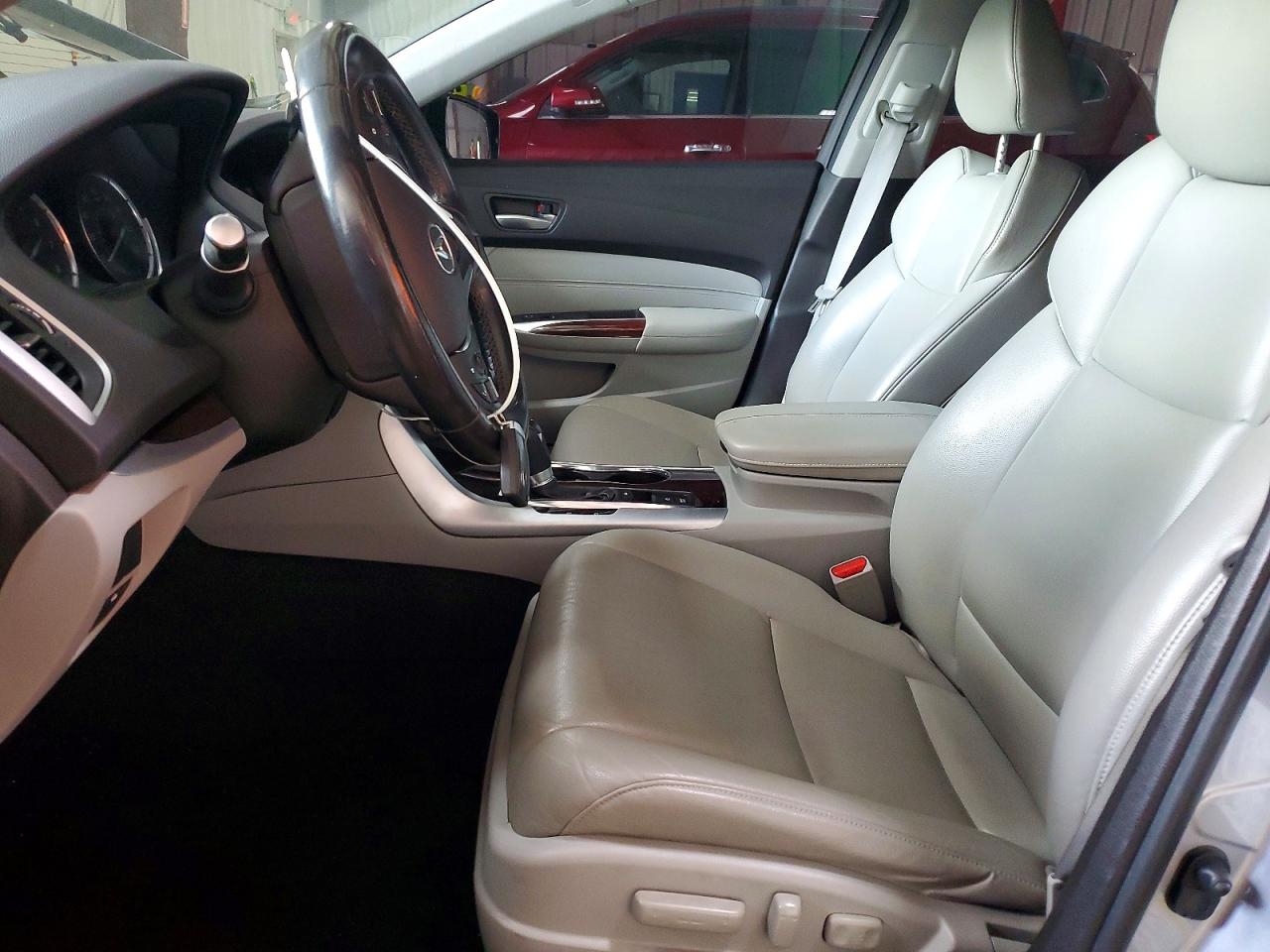 2016 Acura Tlk Silver vin: 19UUB1F3XGA010253