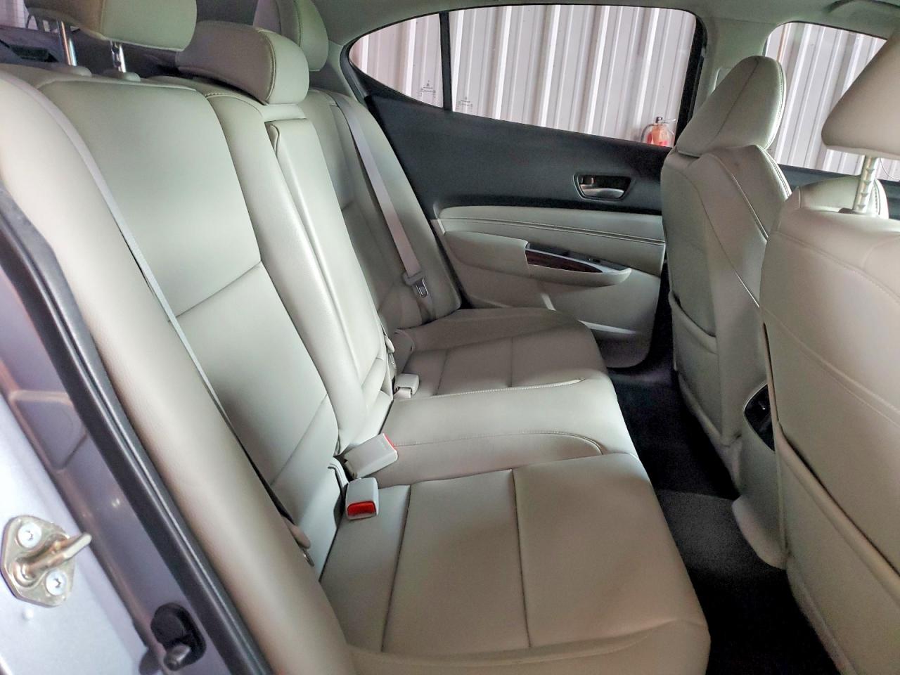 2016 Acura Tlk Silver vin: 19UUB1F3XGA010253