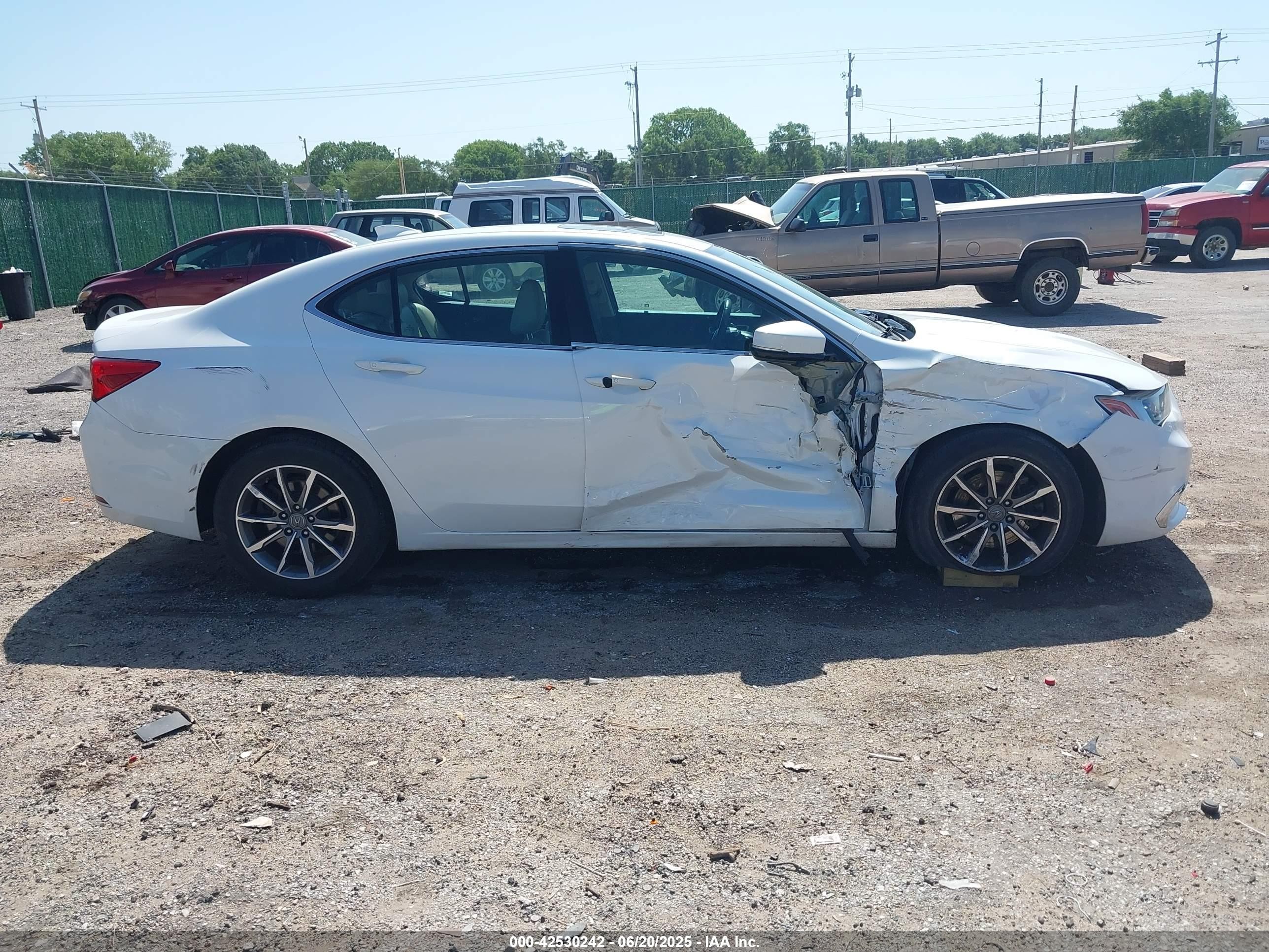 2020 Acura Tlx Tech Package Белый vin: 19UUB1F54LA002077