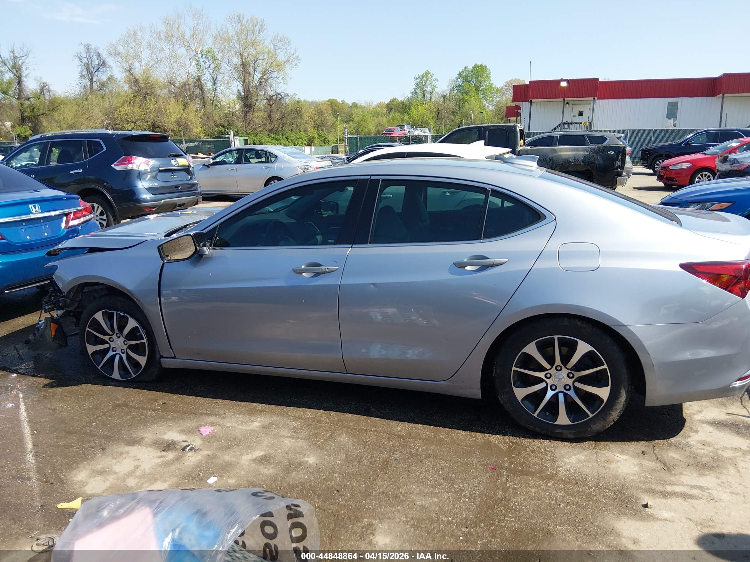 2015 Acura Tlx Tech Серебряный vin: 19UUB1F56FA027518