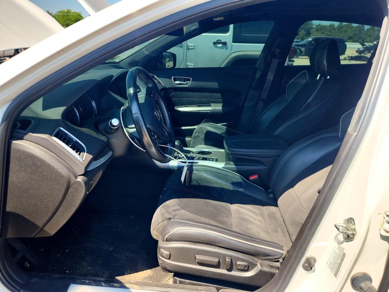 2019 Acura Tlx Technology White vin: 19UUB1F62KA006409