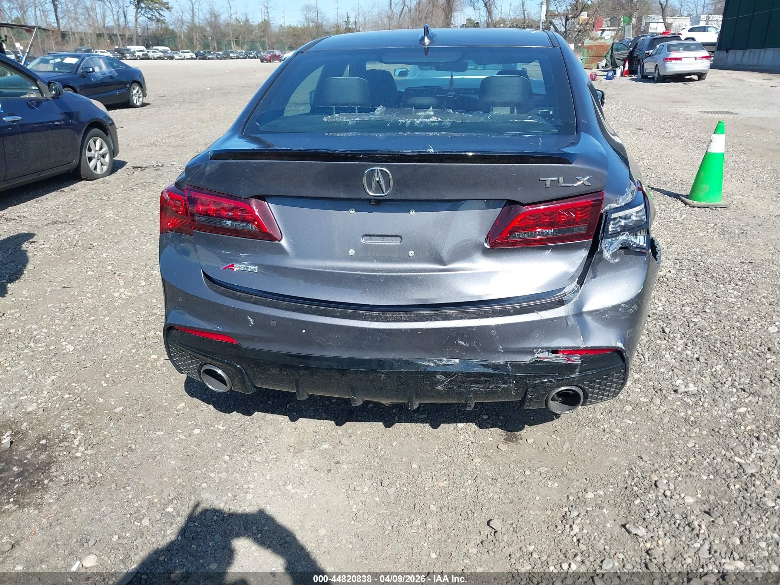 2020 Acura Tlx A-spec/a-spec W/red Leather Gray vin: 19UUB1F65LA013629