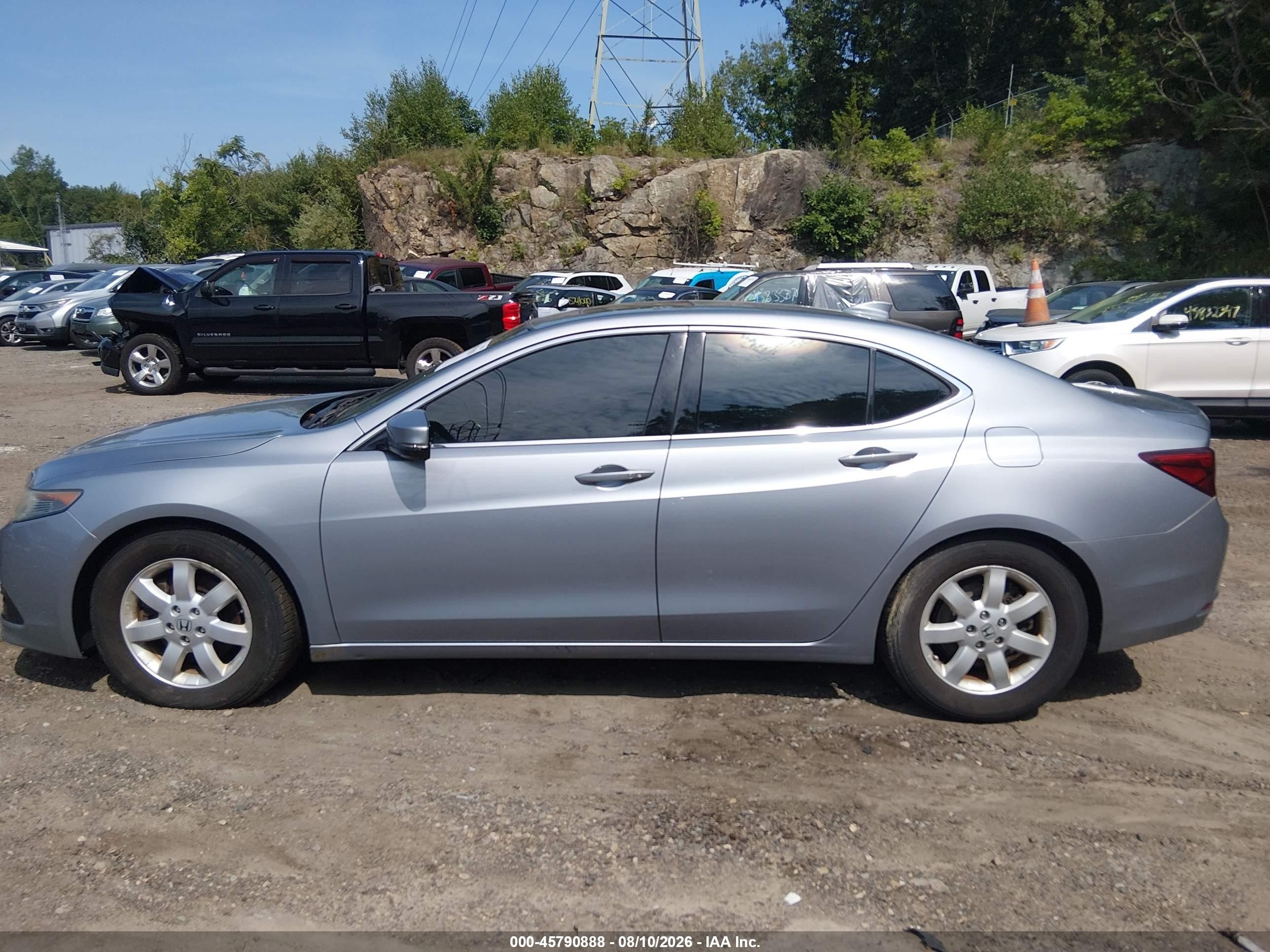 2015 Acura Tlx V6 Серебряный vin: 19UUB2F33FA010115