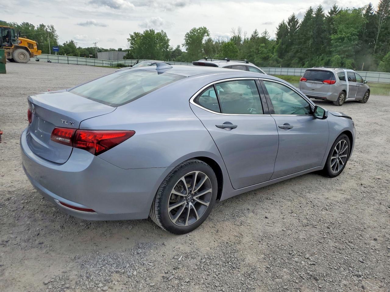 2015 Acura Tlx Silver vin: 19UUB2F36FA010609