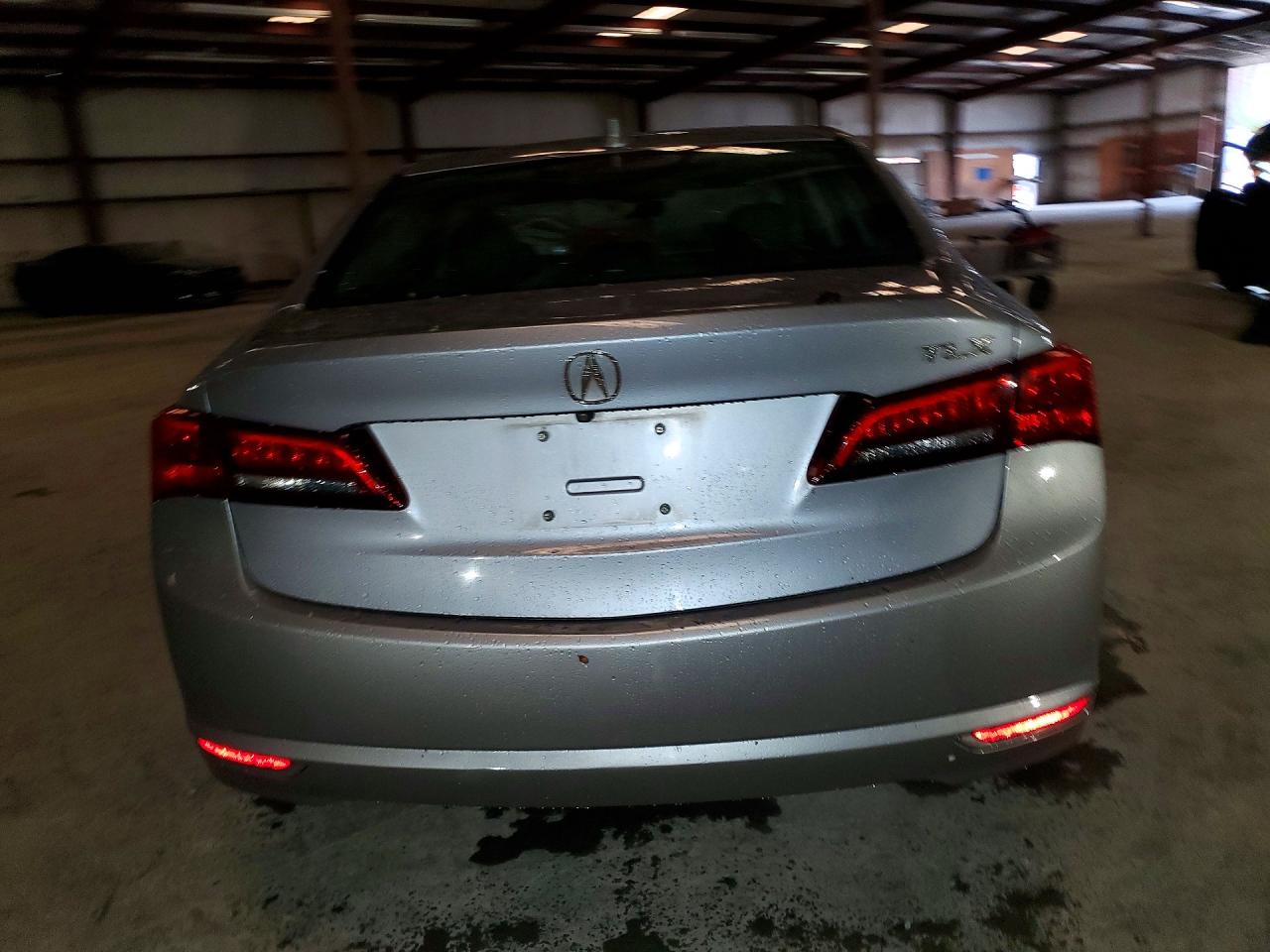 2015 Acura Tlx Tech Серебряный vin: 19UUB2F50FA021932