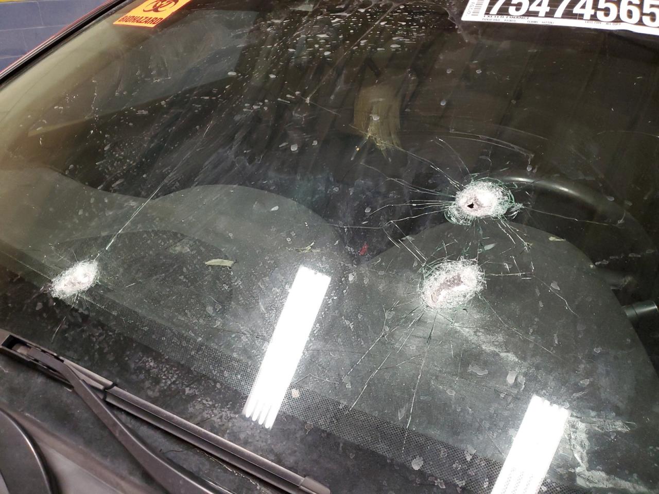 2017 Acura Tlx Tech Красный vin: 19UUB2F50HA003059 Damage: Windshield, Broken, Replacement Required