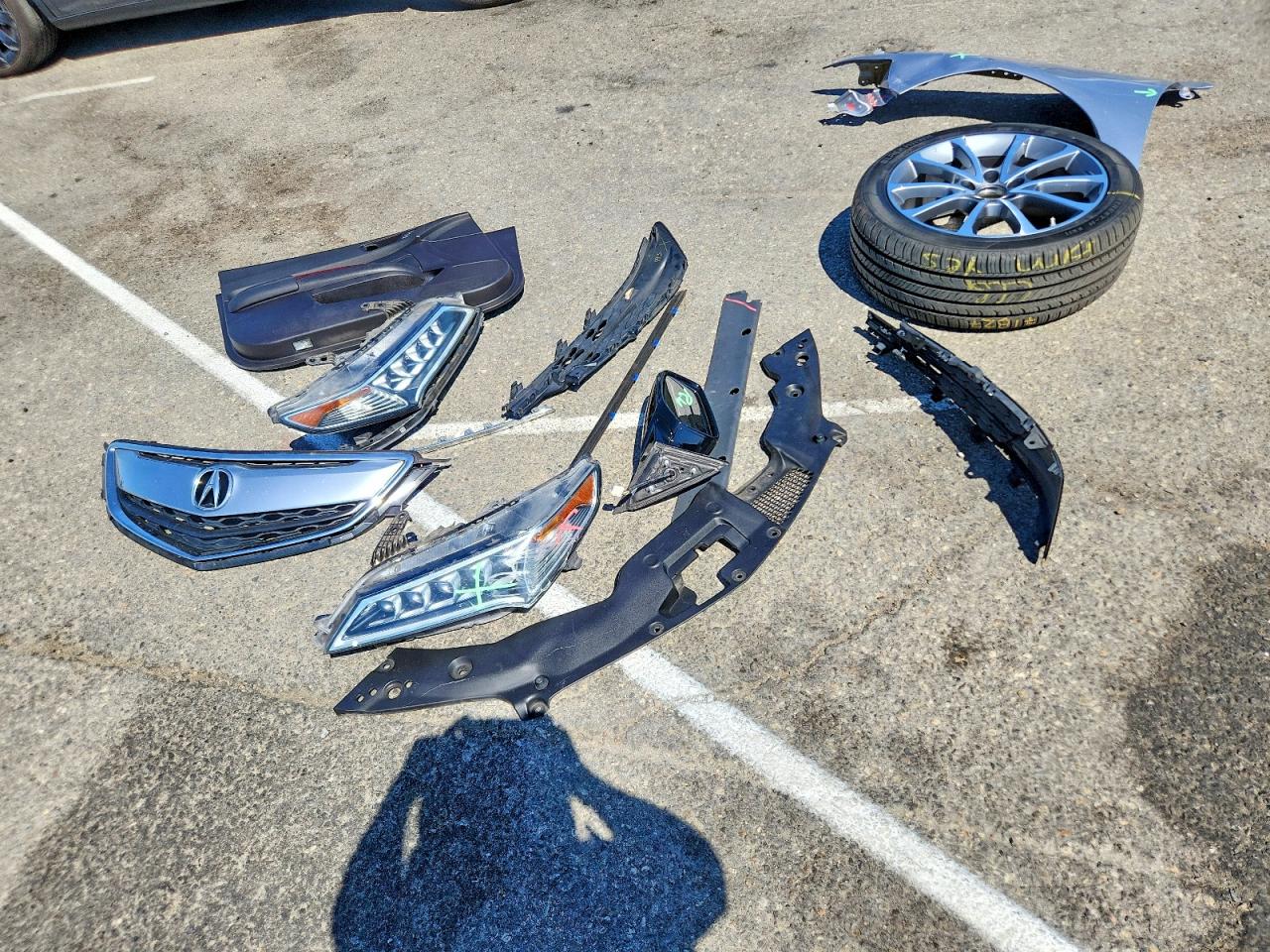 2015 Acura Tlx Tech Серебряный vin: 19UUB2F52FA011337