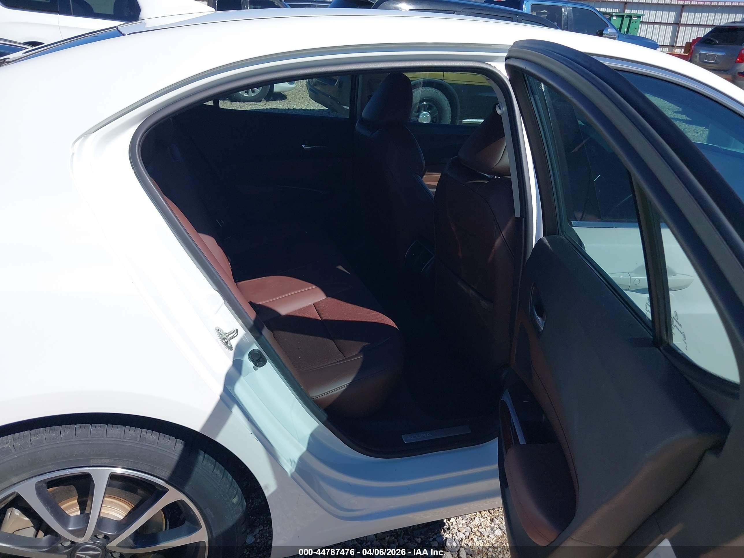 2015 Acura Tlx V6 Tech White vin: 19UUB2F52FA015131