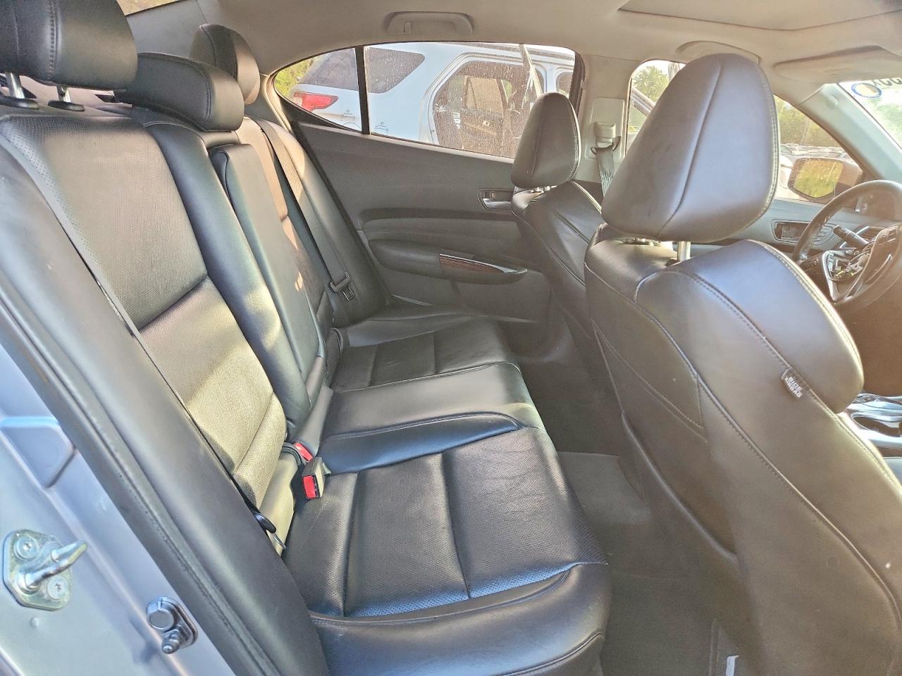 2015 Acura Tlx Tech Серебряный vin: 19UUB2F56FA021921