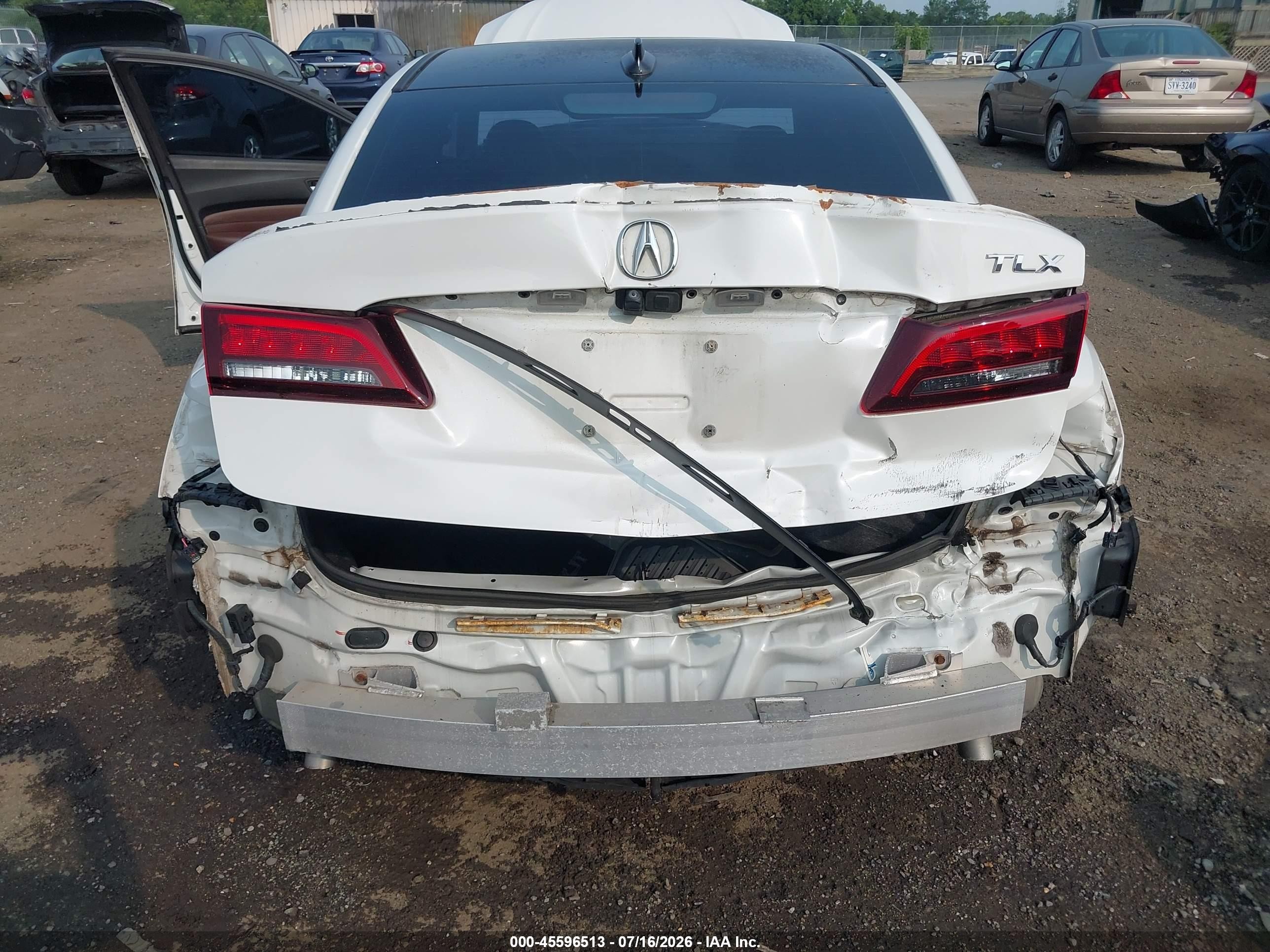 2015 Acura Tlx V6 Tech Белый vin: 19UUB2F58FA024366